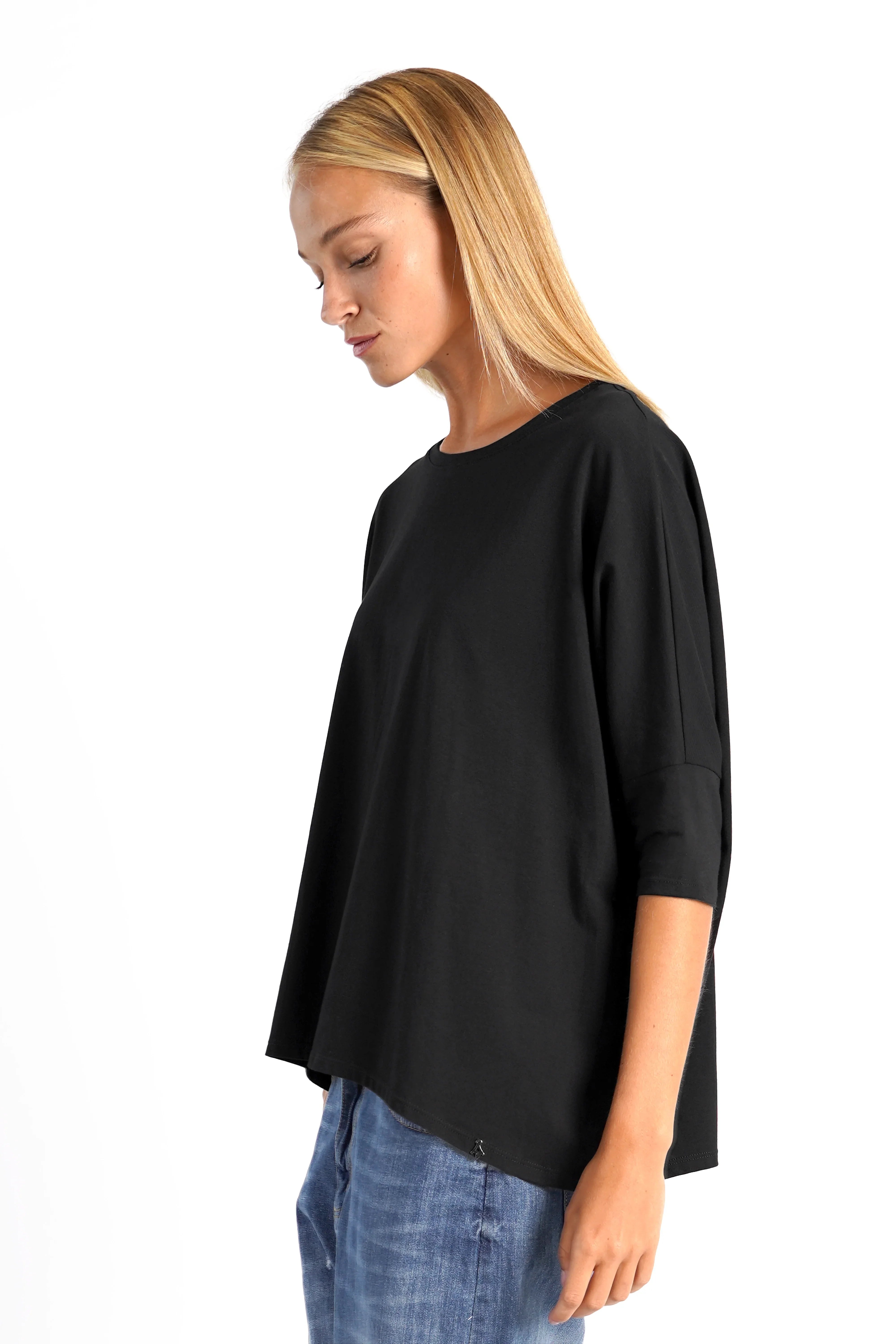 TAMI.K Blusenshirt aus hochwertiger Baumwolle in weiter Kastenform mit Rundhalsausschnitt und lockerem Schnitt in Schwarz