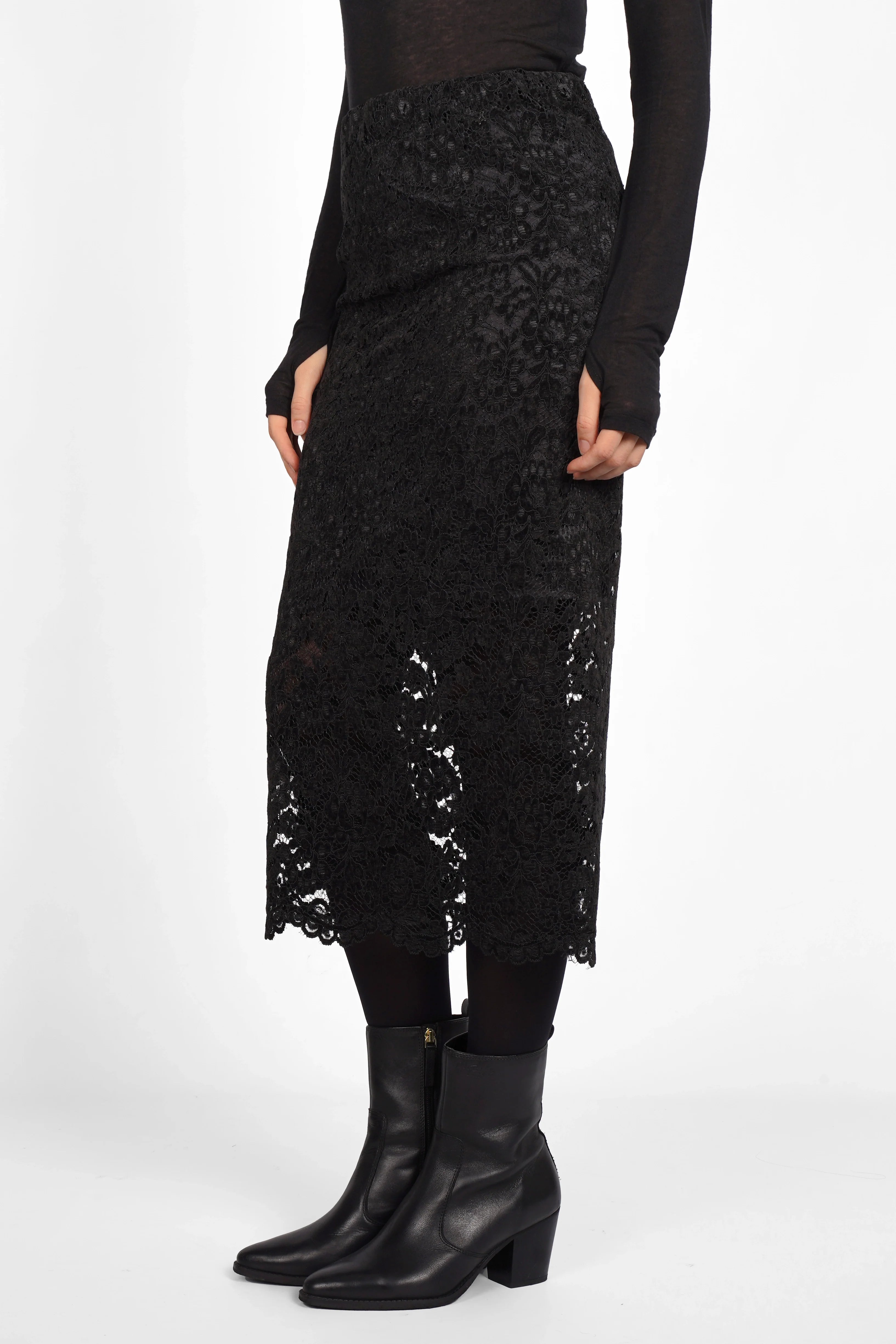 LAACE Pencil Rock schwarzer Spitzenslip mit elastischem Bund und kleinem Rückenschlitz midi Länge