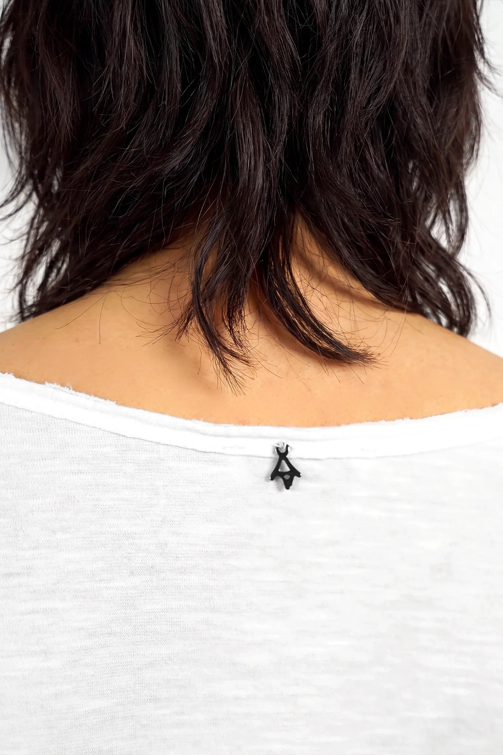 LARXA Longsleeve aus weicher Fiammato-Baumwolle mit Rundhalsausschnitt und überschnittenen Schultern in Regular Fit