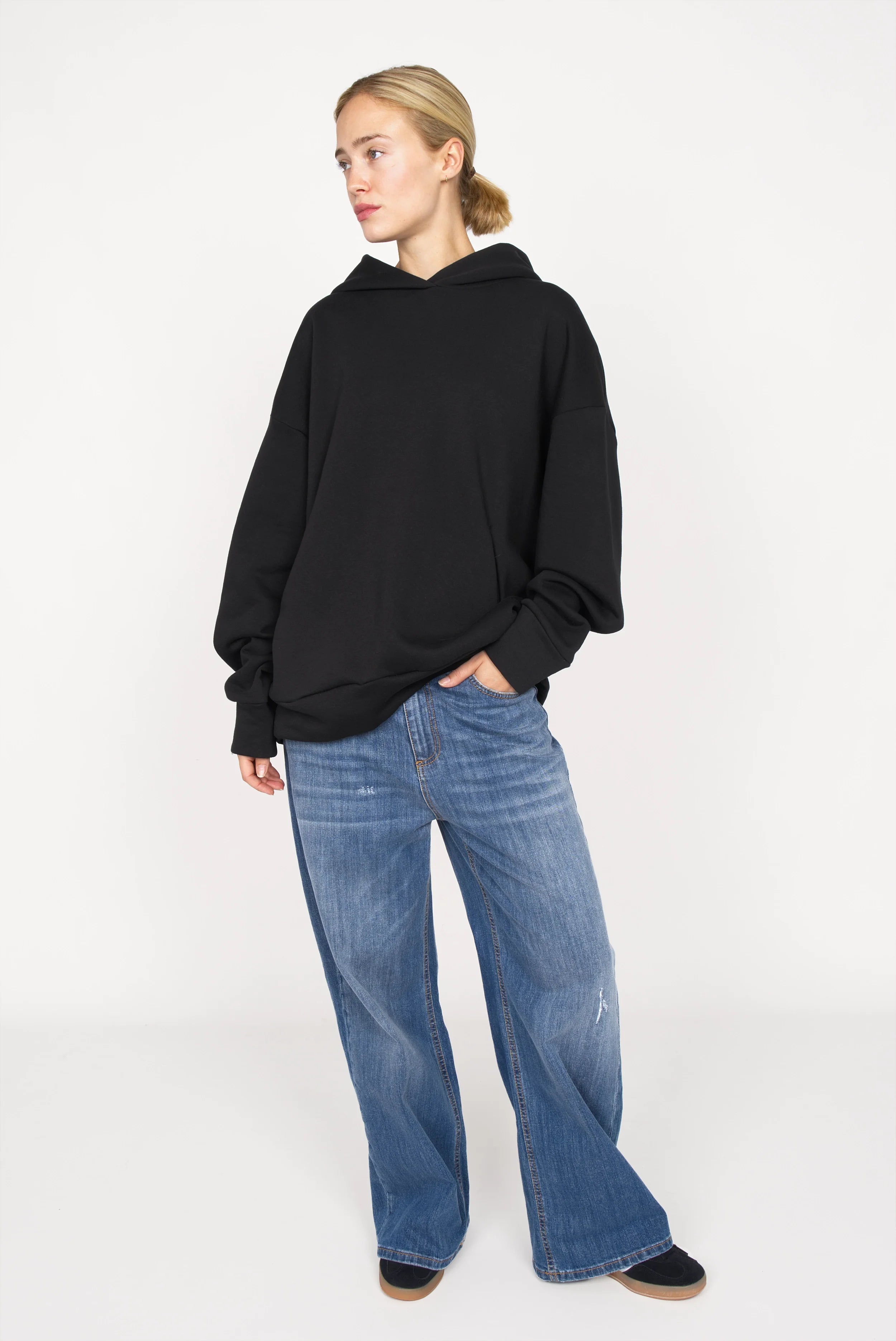 Damen Oversize Hoodie aus weicher Baumwolle mit Kapuze und lockerem Sitz