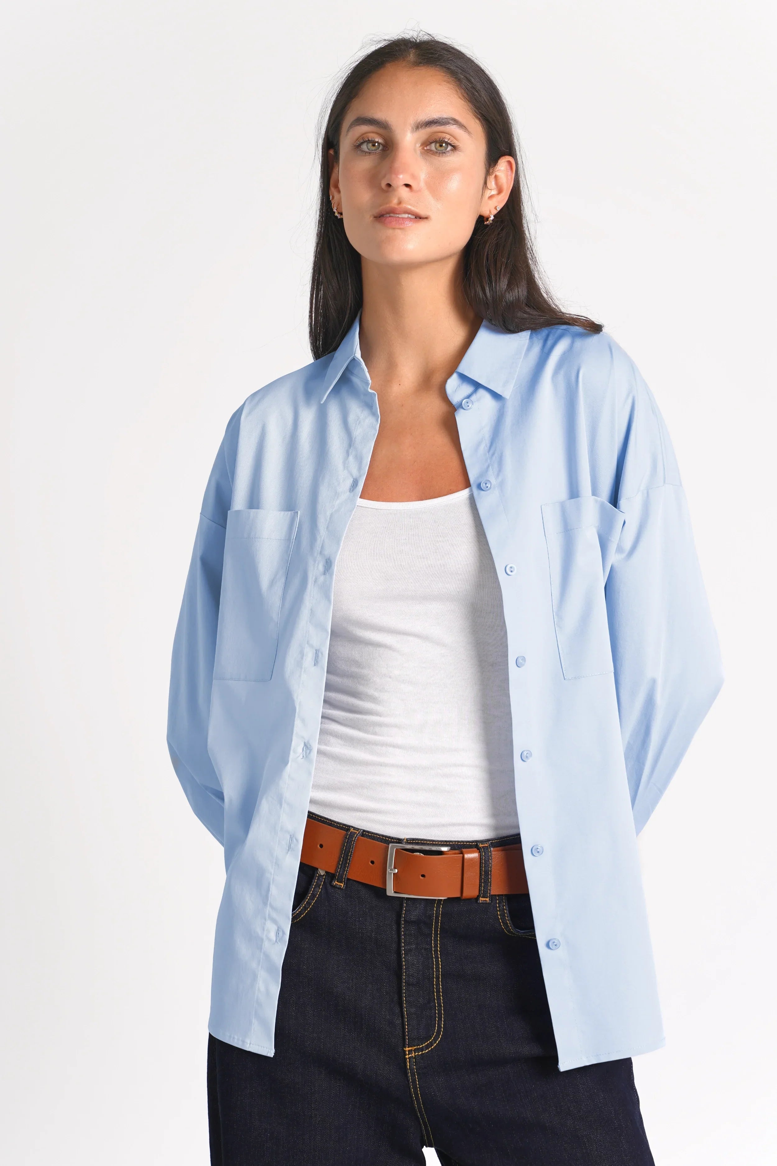 LEA.K Loose Fit Bluse hellblaue Baumwollpopeline Bluse mit Hemdkragen und Brusttaschen