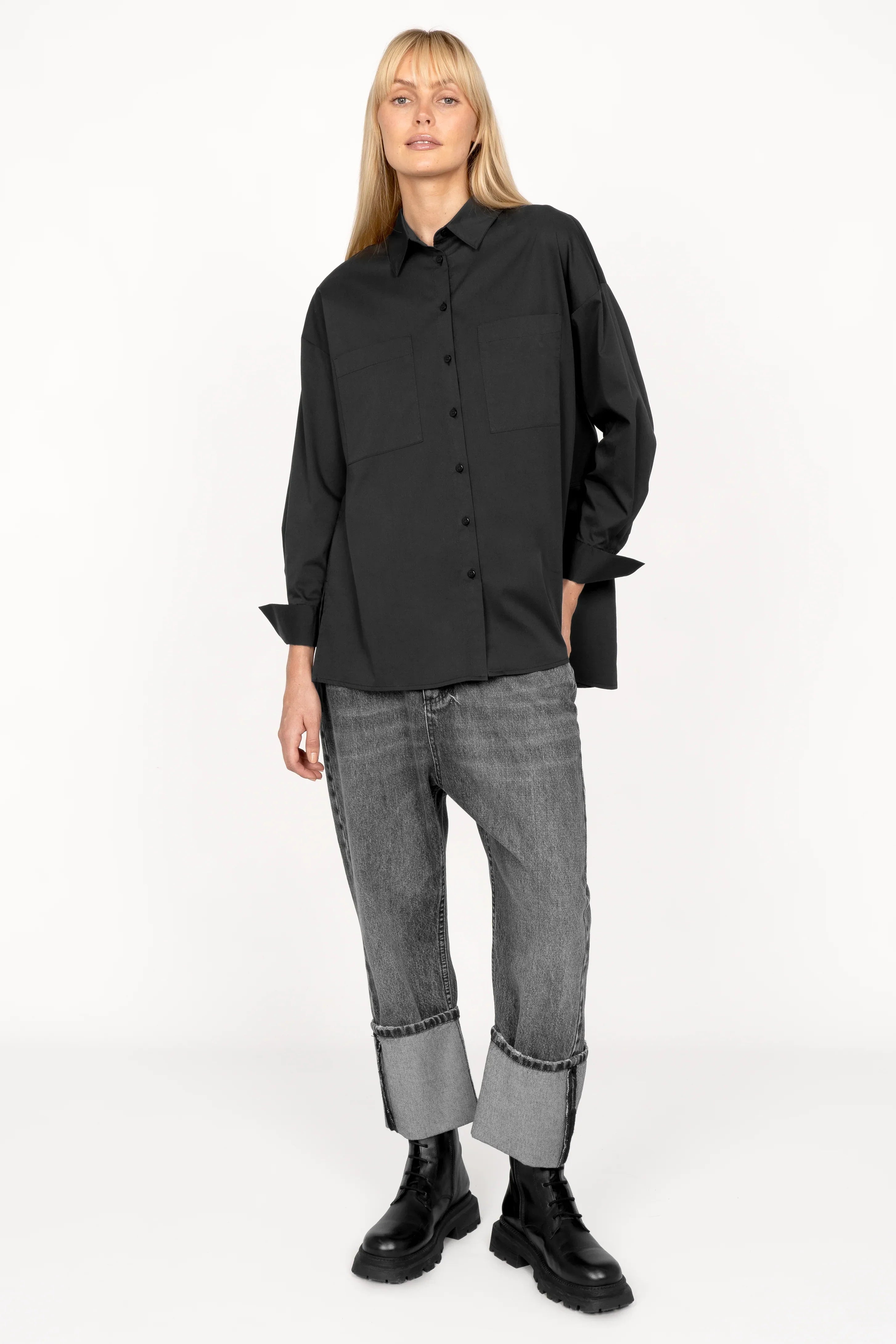 LEA.K Loose Fit Bluse schwarze Baumwollpopeline Bluse mit Hemdkragen und Brusttaschen locker geschnitten