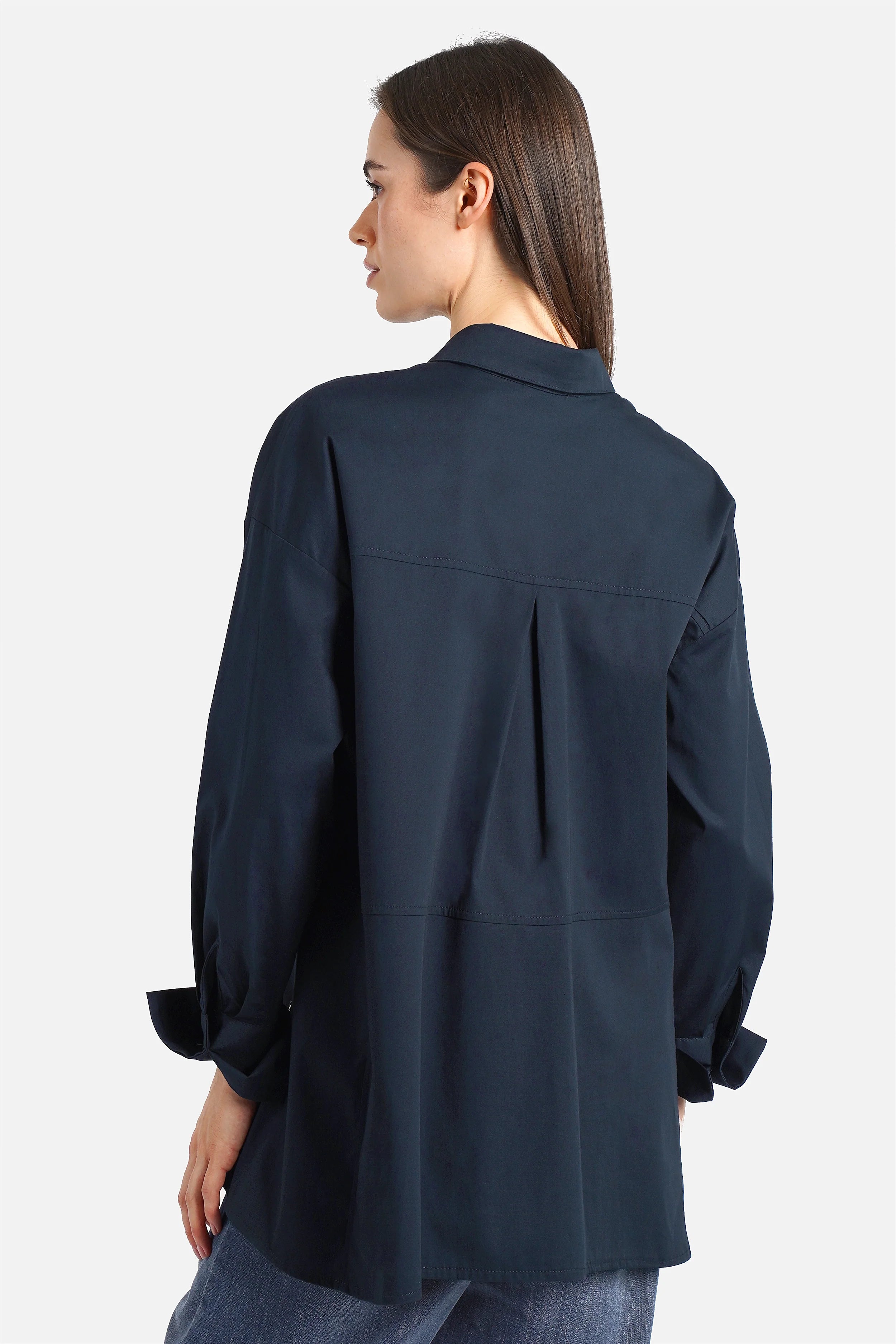 LEA.K Loose Fit Bluse aus Baumwollpopeline mit Hemdkragen, Brusttaschen und trapezförmigem Rückenteil