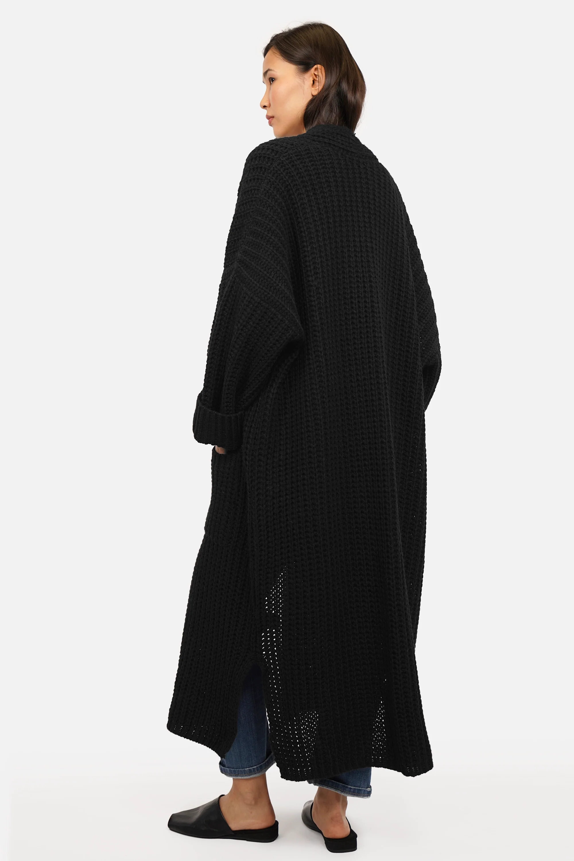 LOLA Strickcardigan oversized offener Strickcardigan mit aufgesetzten Taschen und relaxed Schnitt