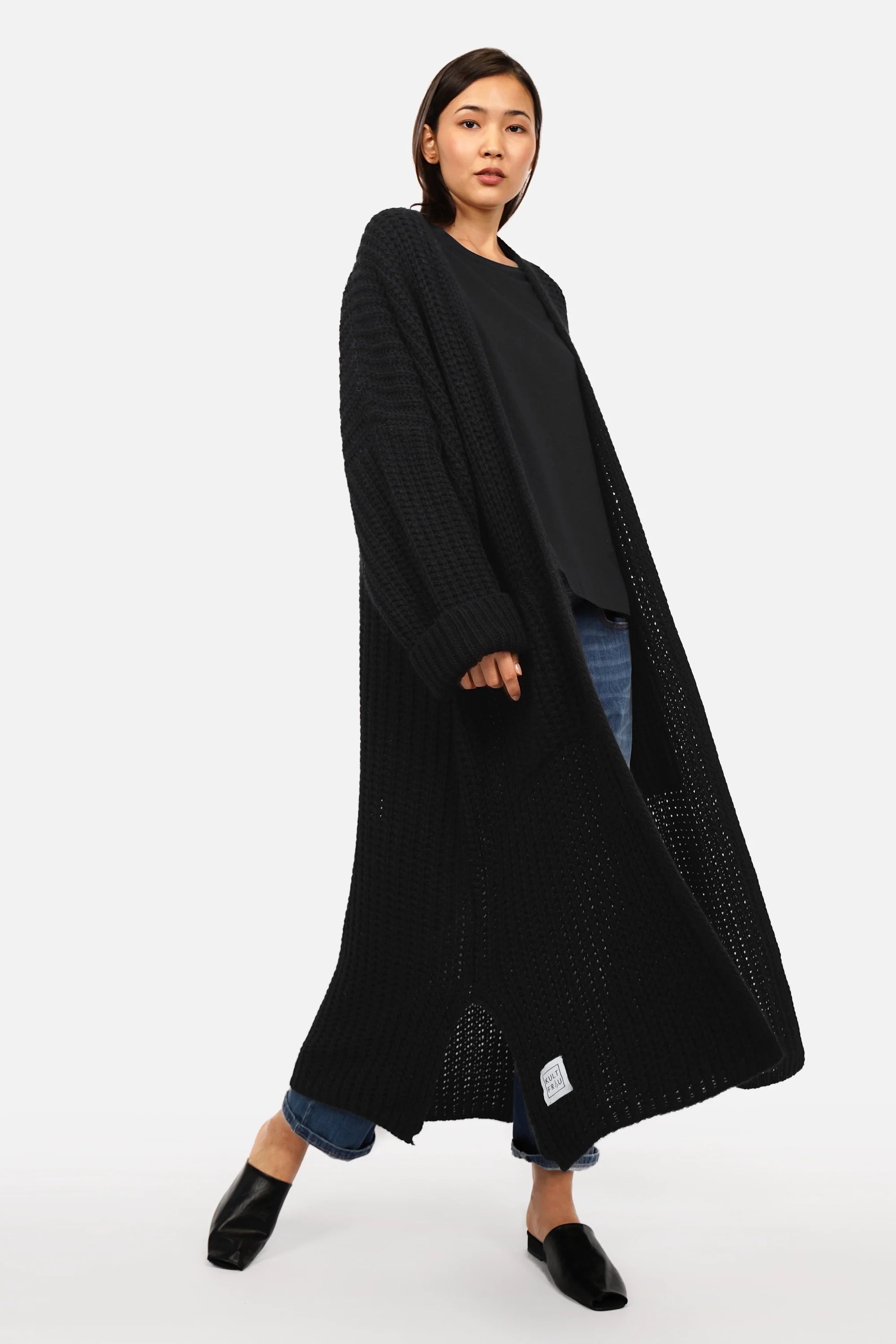LOLA Strickcardigan oversize offen mit aufgesetzten Taschen und relaxed Schnitt