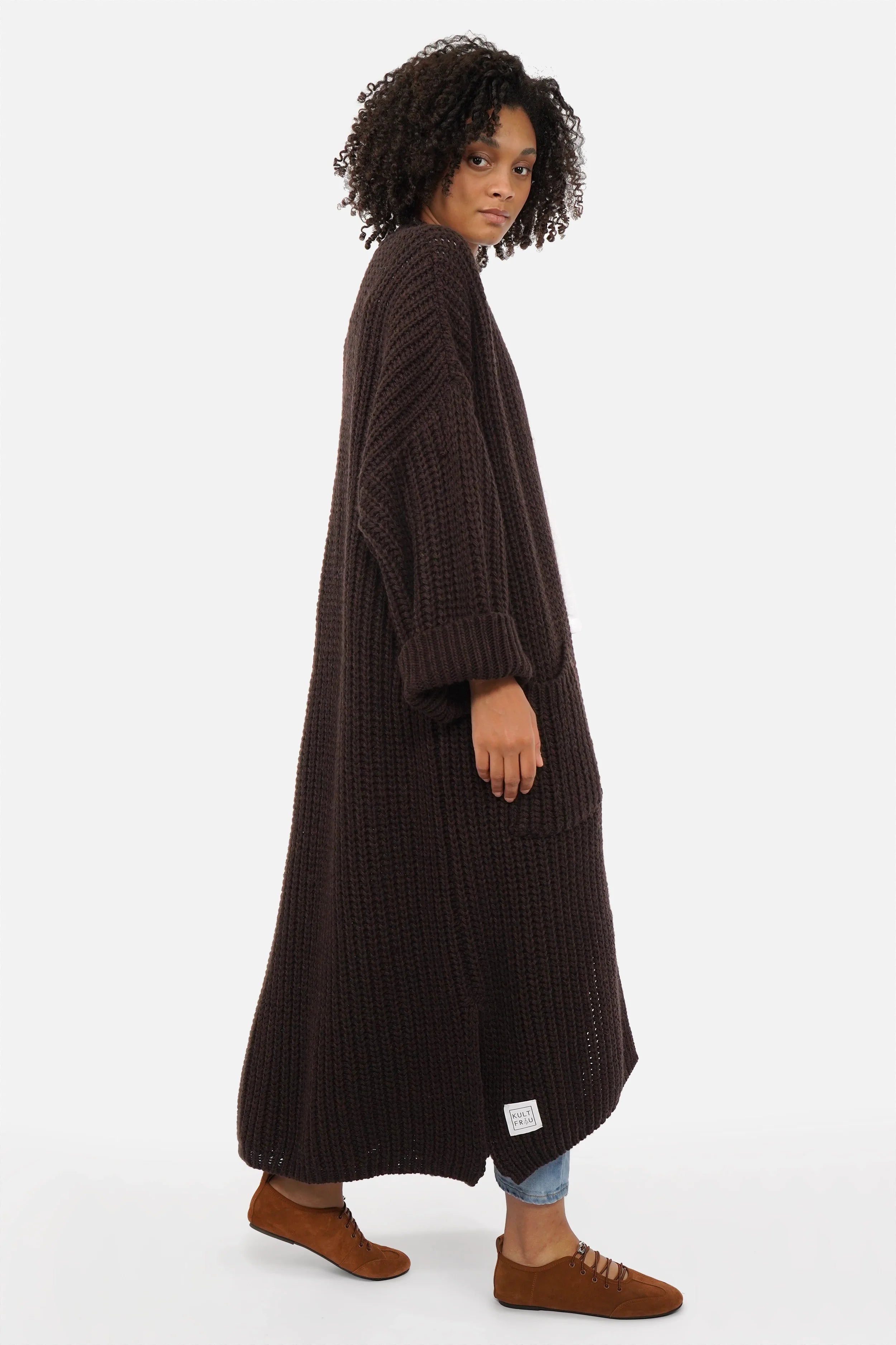 LOLA Strickcardigan oversized offen mit aufgesetzten Taschen und lockerem Schnitt