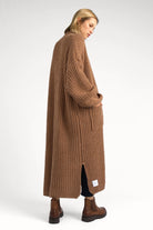 LOLA Strickcardigan langer oversized Strickcardigan mit Taschen braun