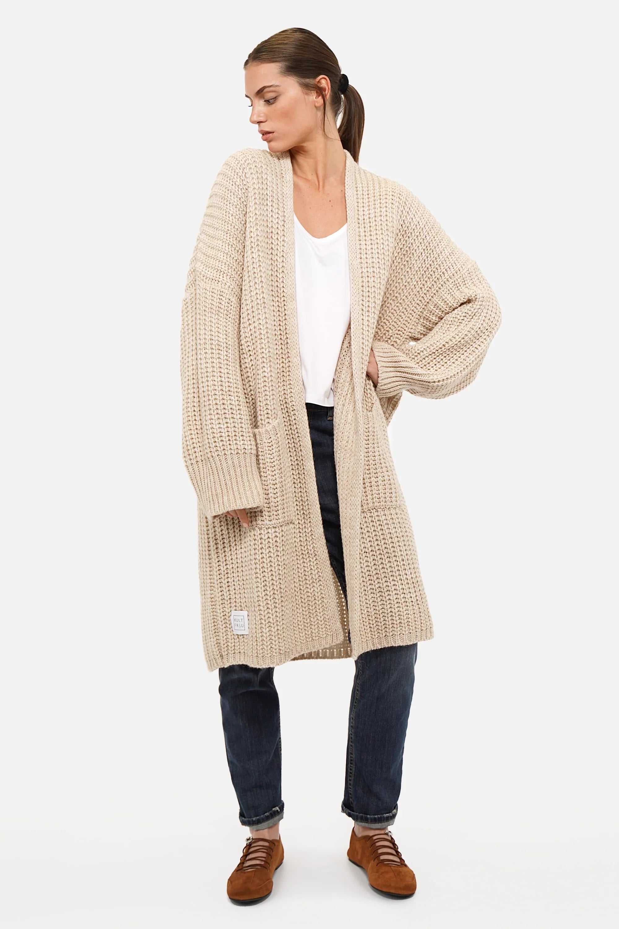 LOLLYTA Strickcardigan oversized offen mit umgeschlagenen Ärmeln und aufgesetzten Taschen