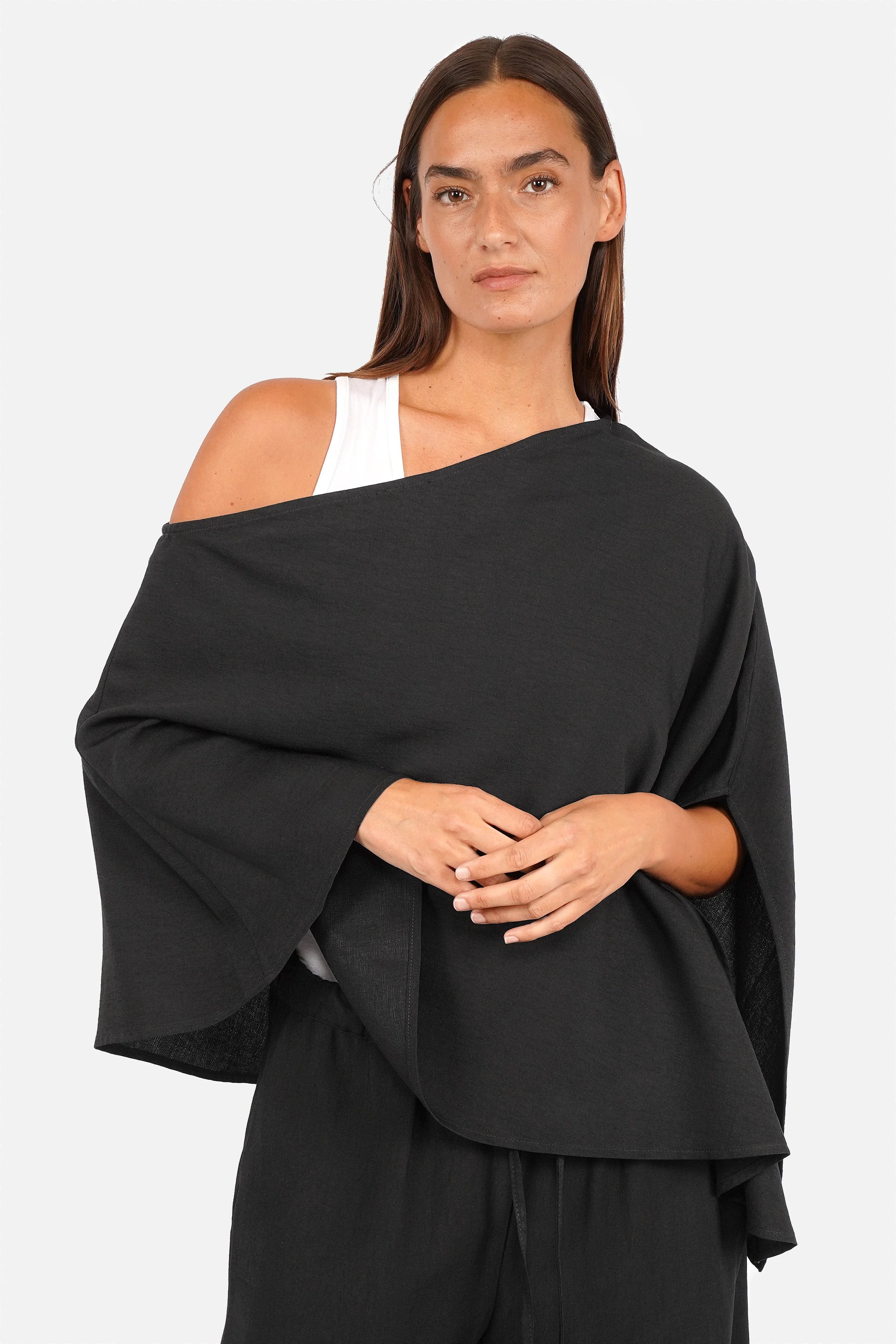 LOTAX asymmetrisches Cape aus leichter Viskose mit One-Shoulder-Design und asymmetrischem Saum