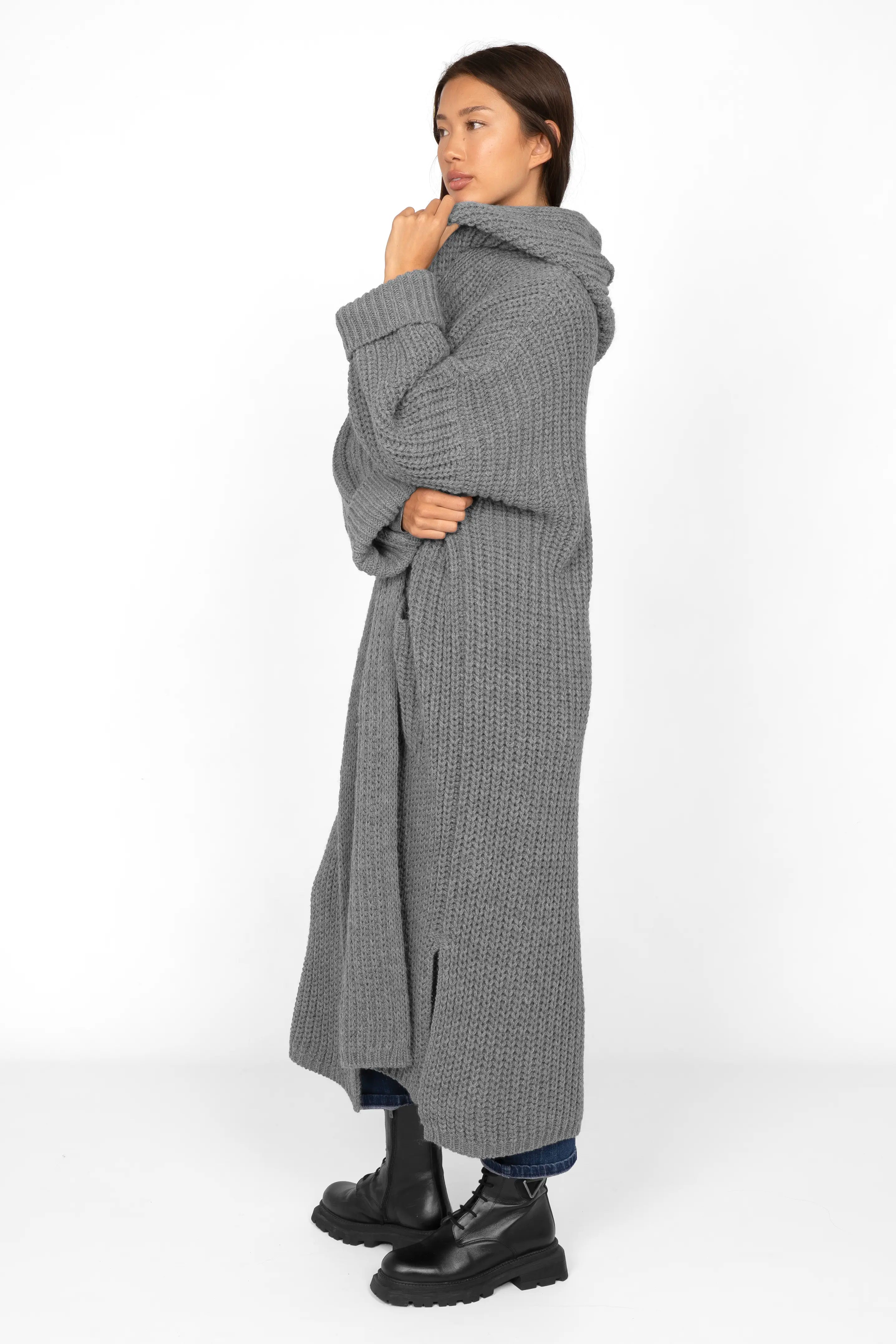 LOVITA Long Cardigan grauer Strickcardigan mit Kapuze und oversized Passform