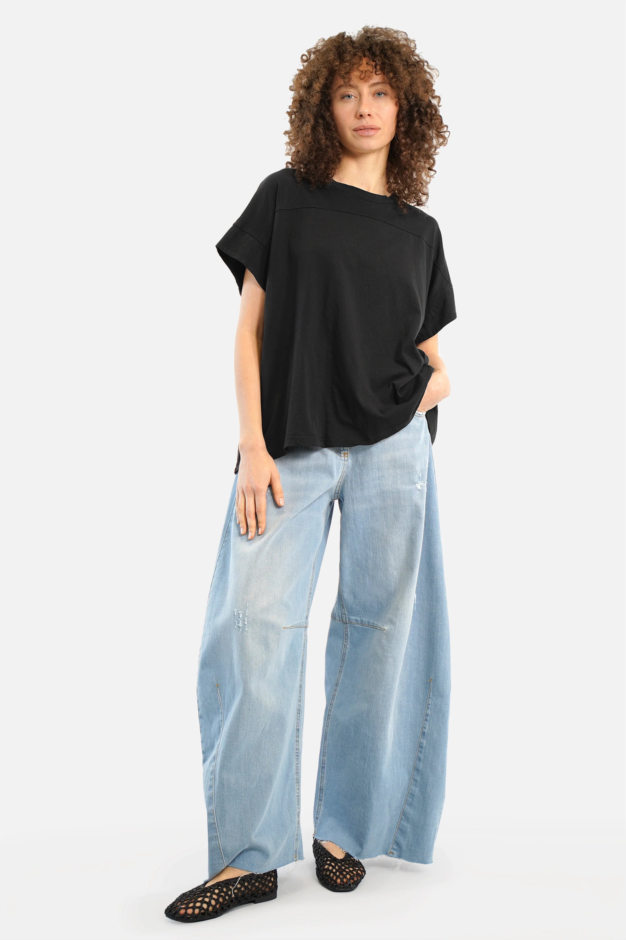 LYRA T-Shirt soft cotton jersey with round neck and dropped shoulder in regular fit