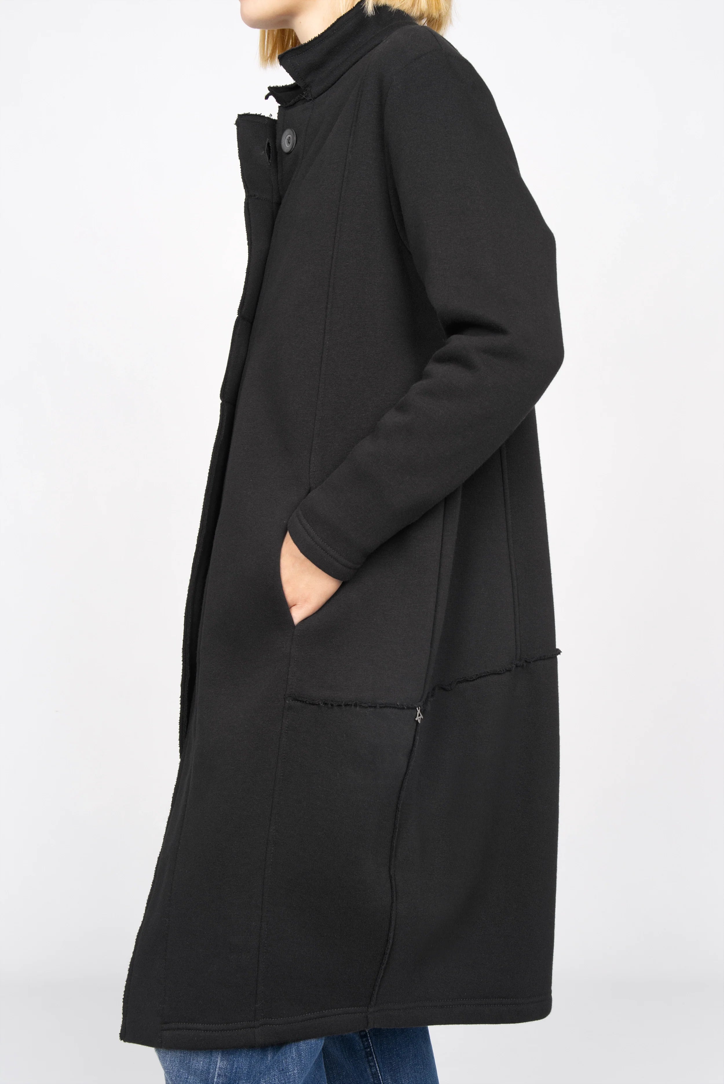 Black MANEY Sweatmantel with concealed button placket and open-cut edges in regular fit.