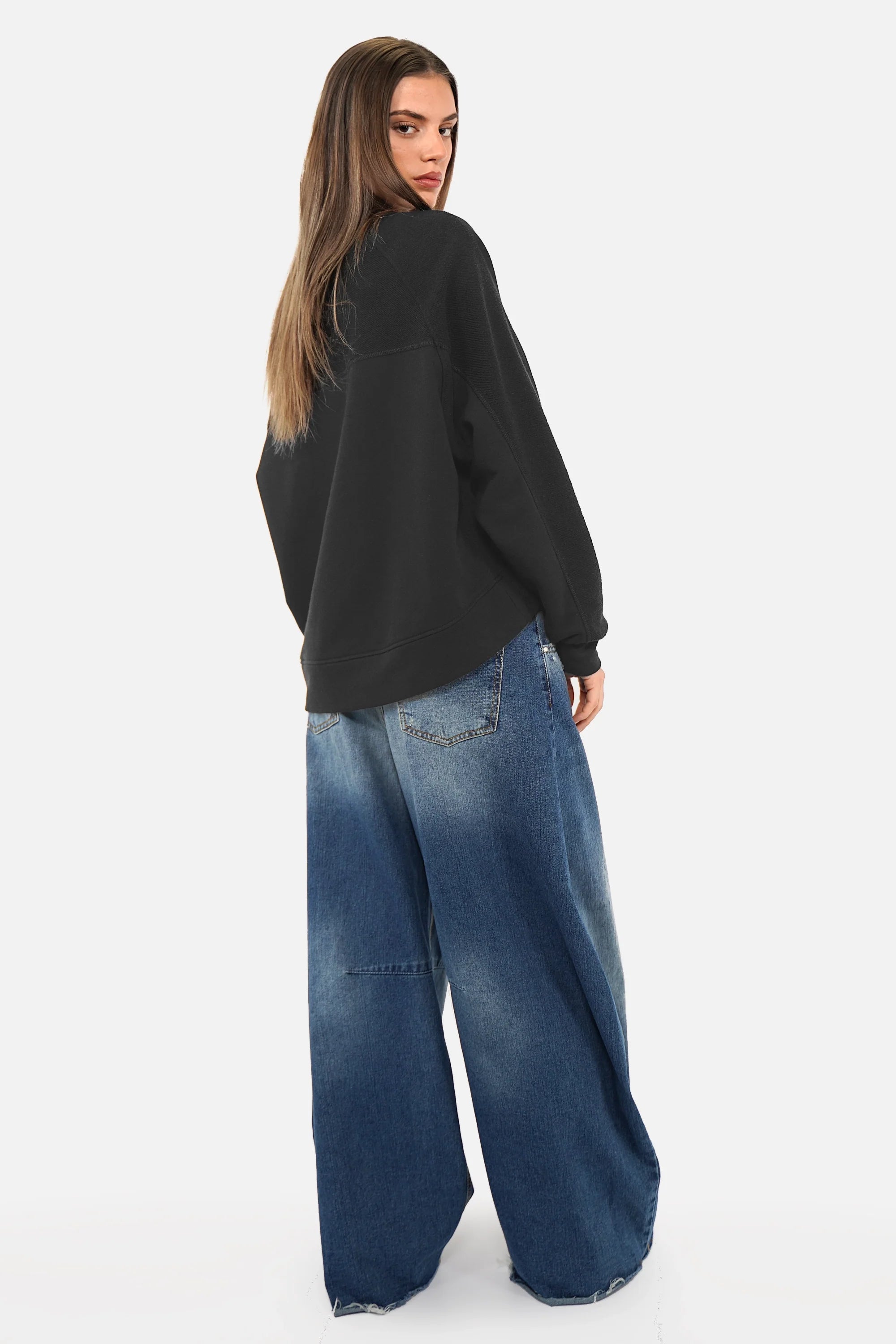 MEEGY Sweater mit linken Stoffseiten-Details, weichem Baumwoll-Sweat und Oversize Passform