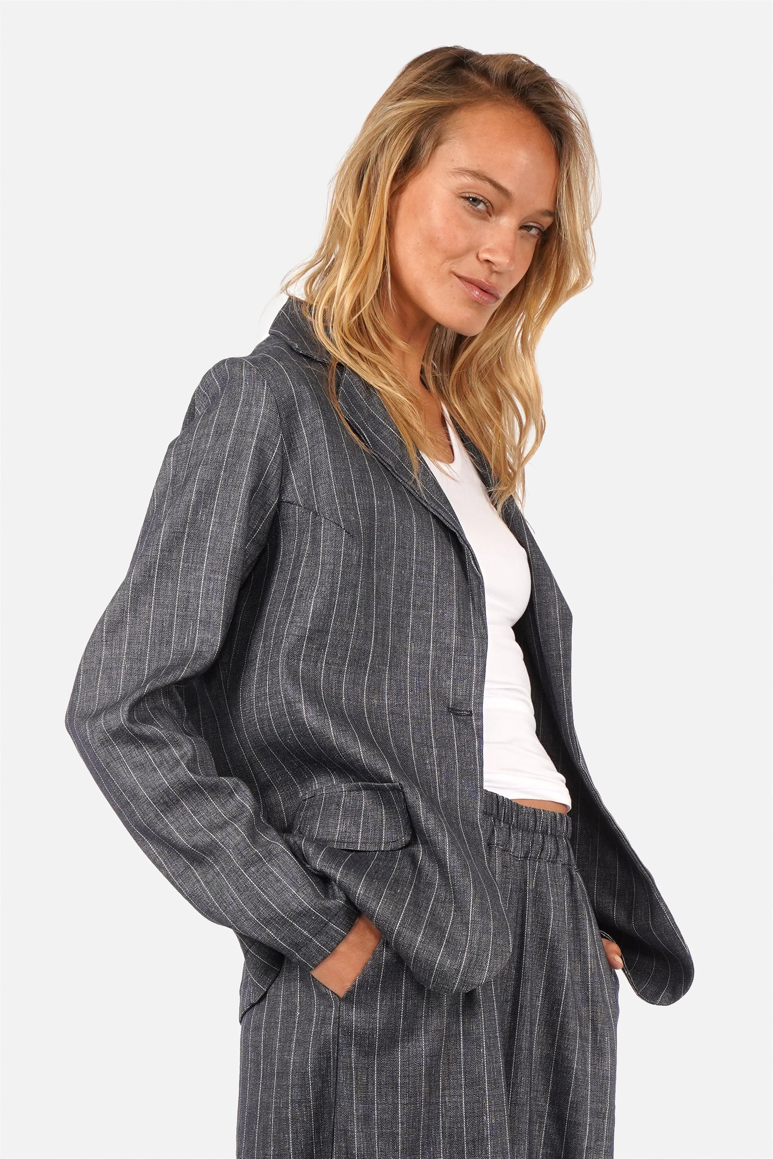 Mileni Blazer aus Leinenmix mit Reverskragen und Knopfverschluss, tailliert und regular fit