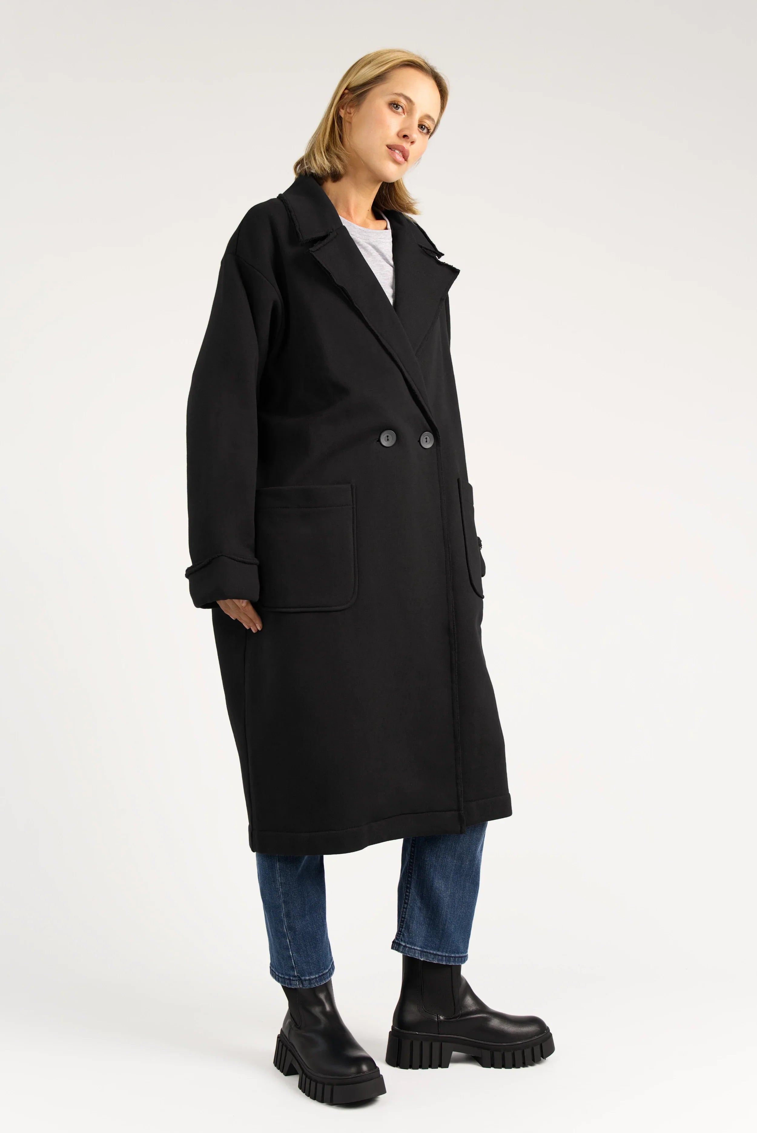 MONDY.K Oversize Sweatmantel schwarzer Jersey Mantel mit Reverskragen und großen Taschen