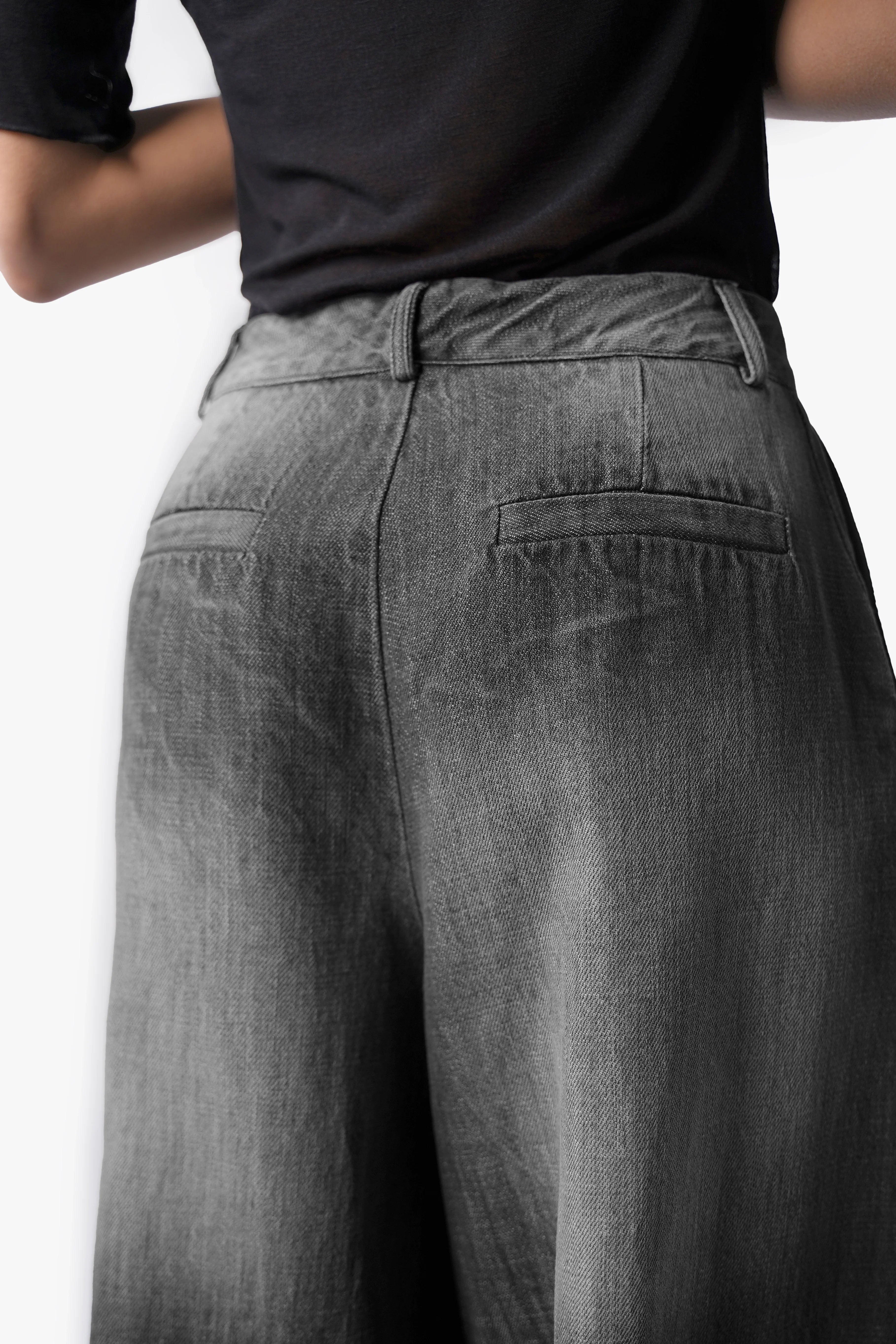 NEDY Wide Leg Hose aus fließendem Baumwollstoff mit Black washed Farbverlauf und breitem Schnitt