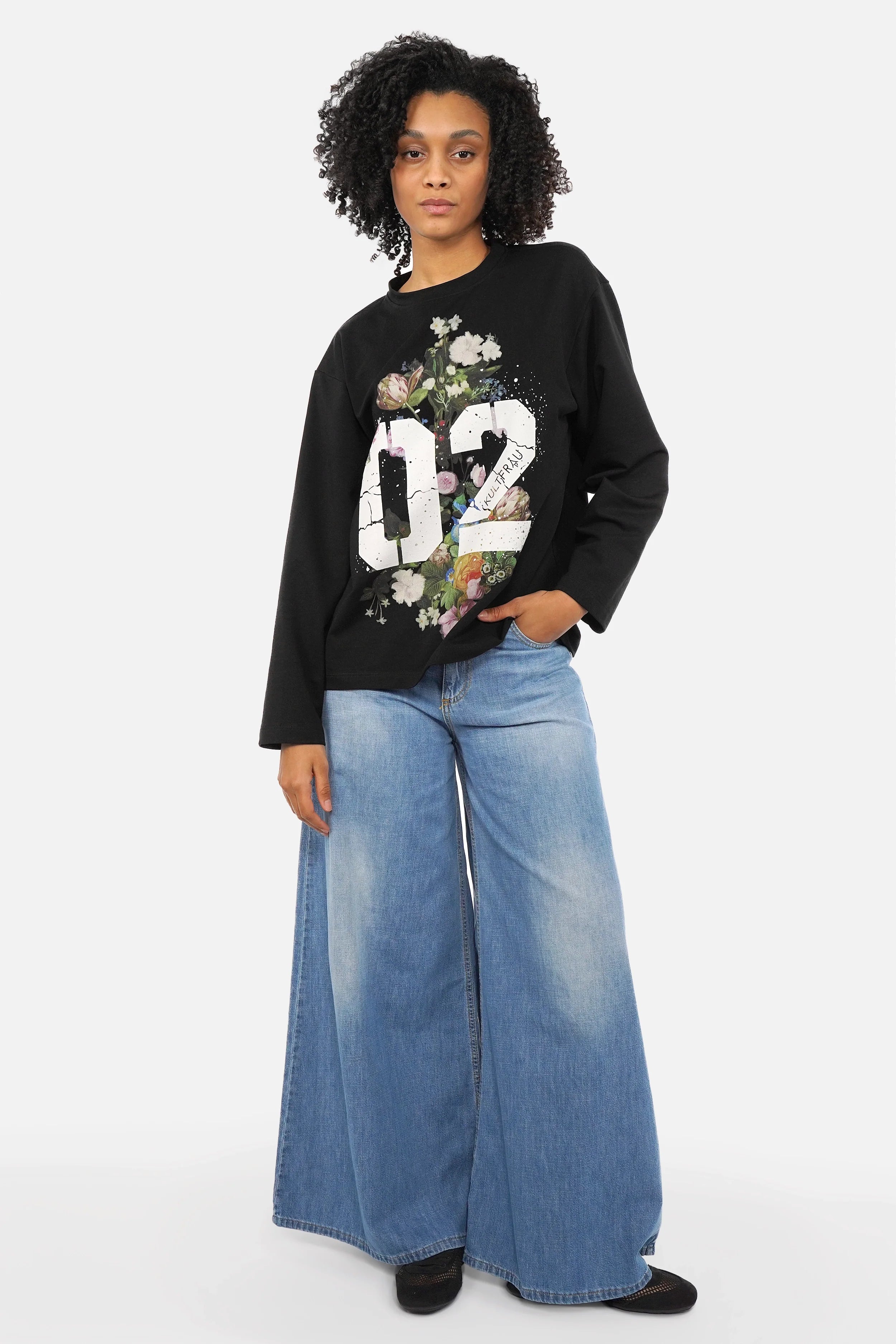 NIESKA Sweater mit floralem Zahlenprint, Baumwolljersey, Rundhalsausschnitt, Regular Fit