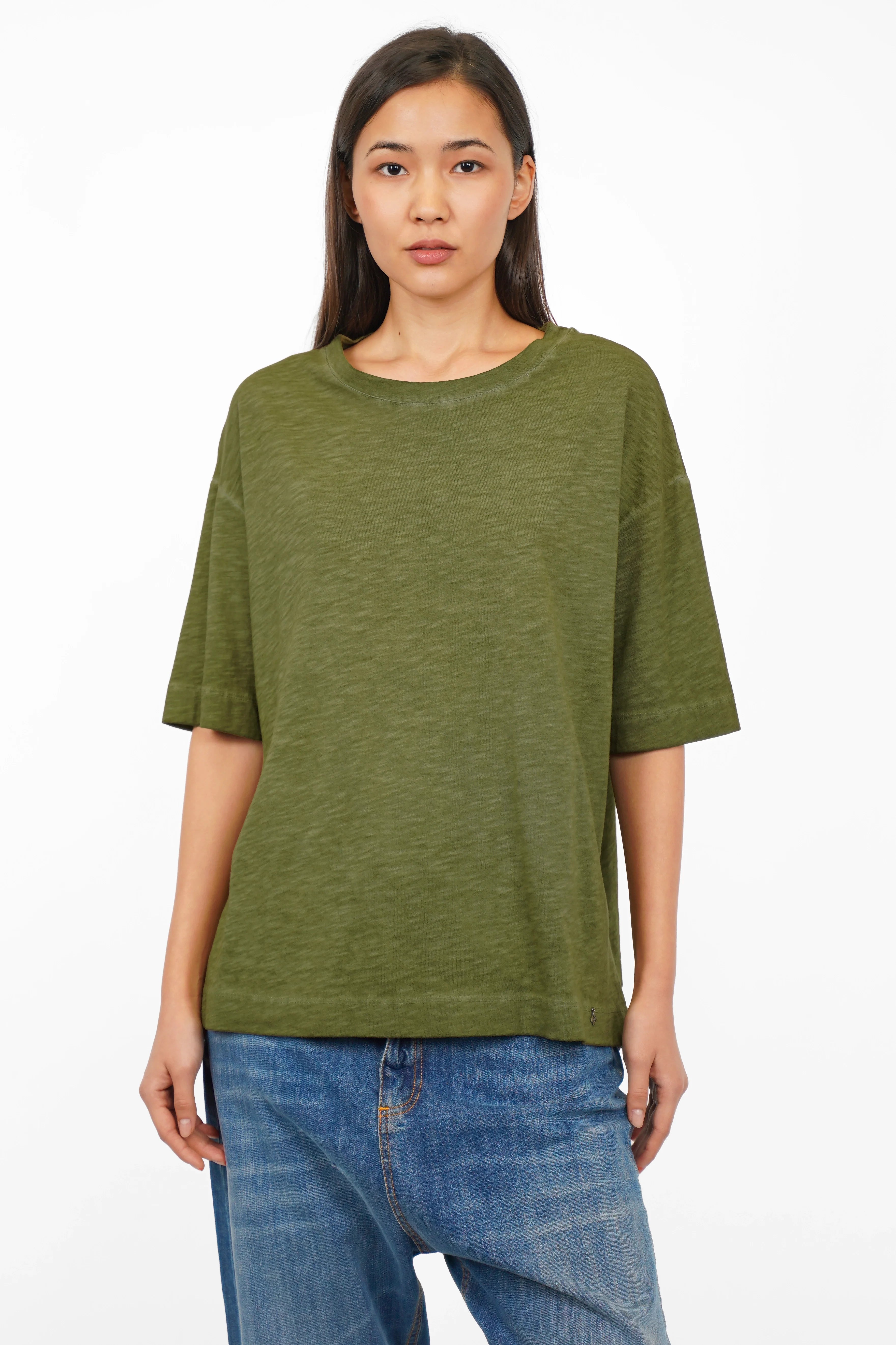 NITI Revive T-Shirt aus cold-washed Baumwolle mit kastiger Passform und seitlichen Schlitzen