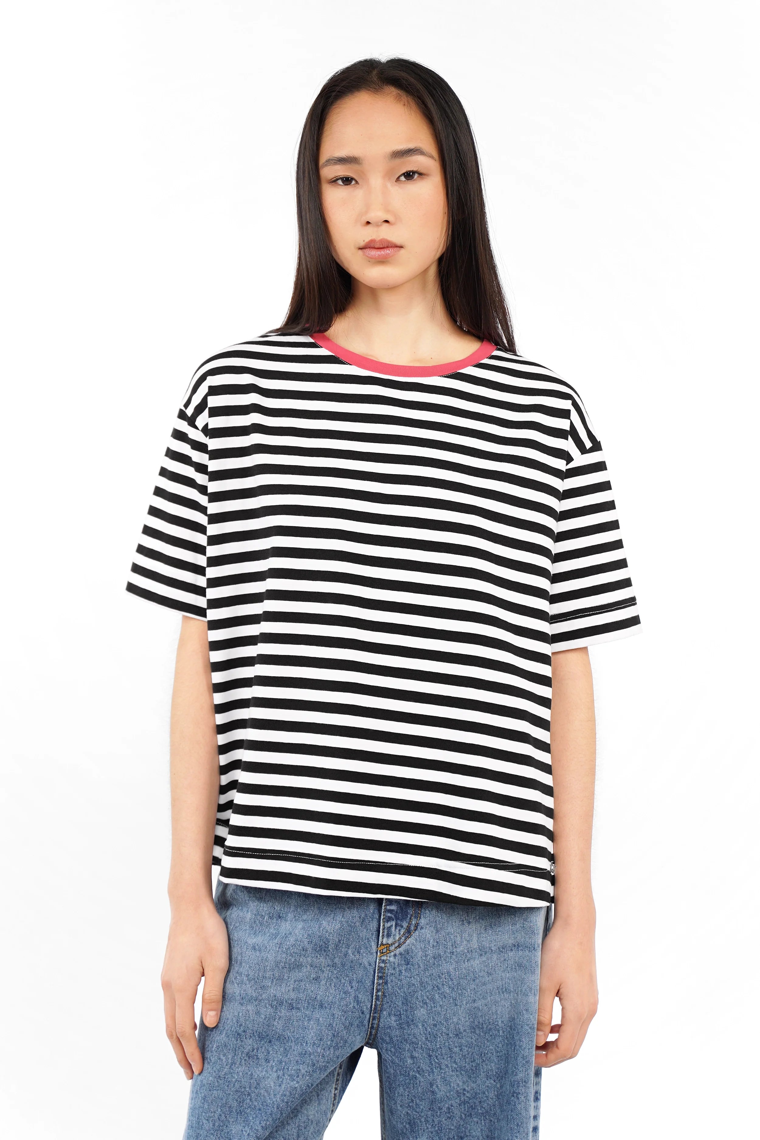 NITI.K T-Shirt in elastischer Baumwolle mit Rundhalsausschnitt und kastiger Passform