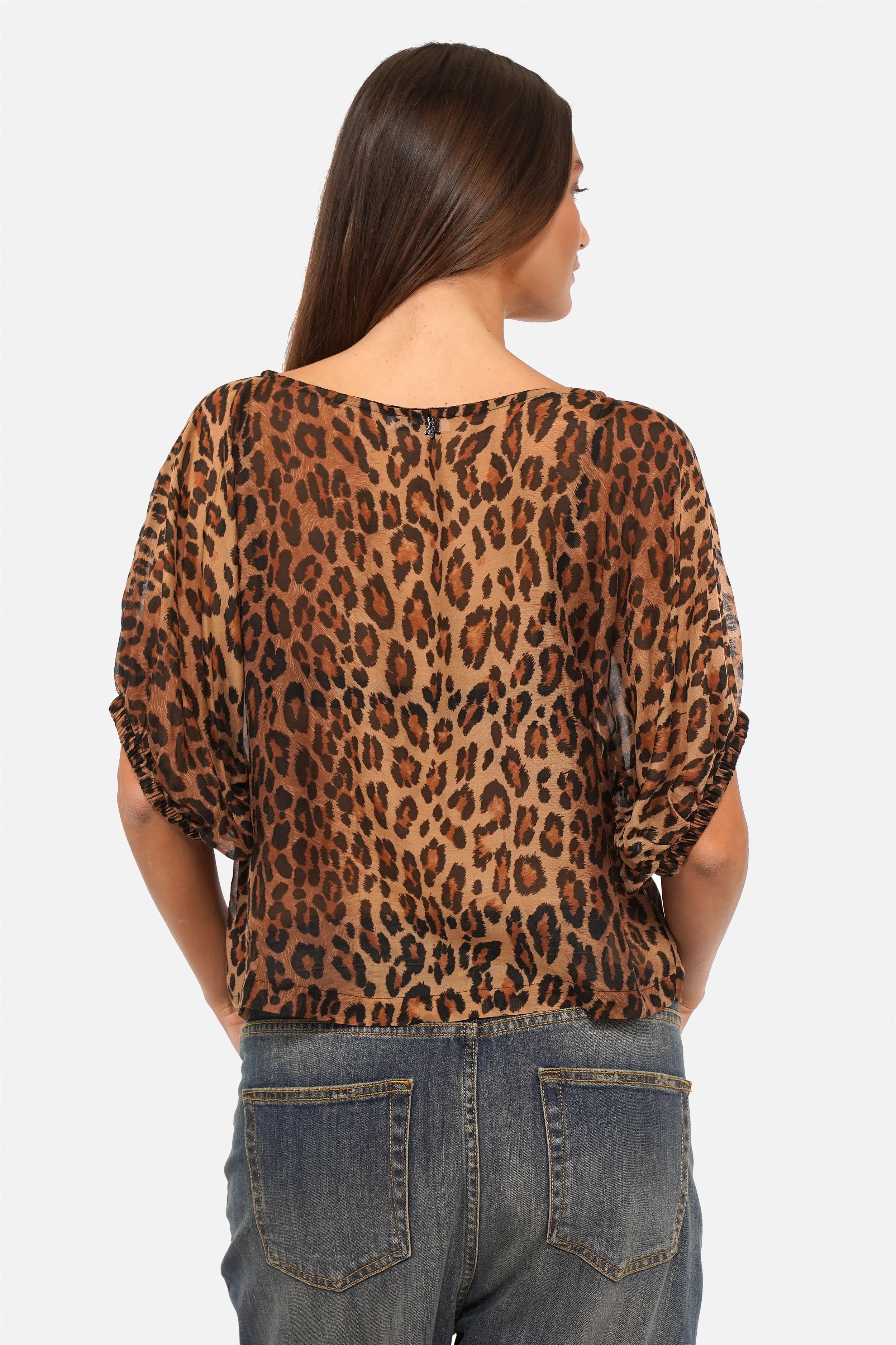 NOSHI Kurzarm Bluse mit Leo-Allover-Print und weitem U-Boot Ausschnitt