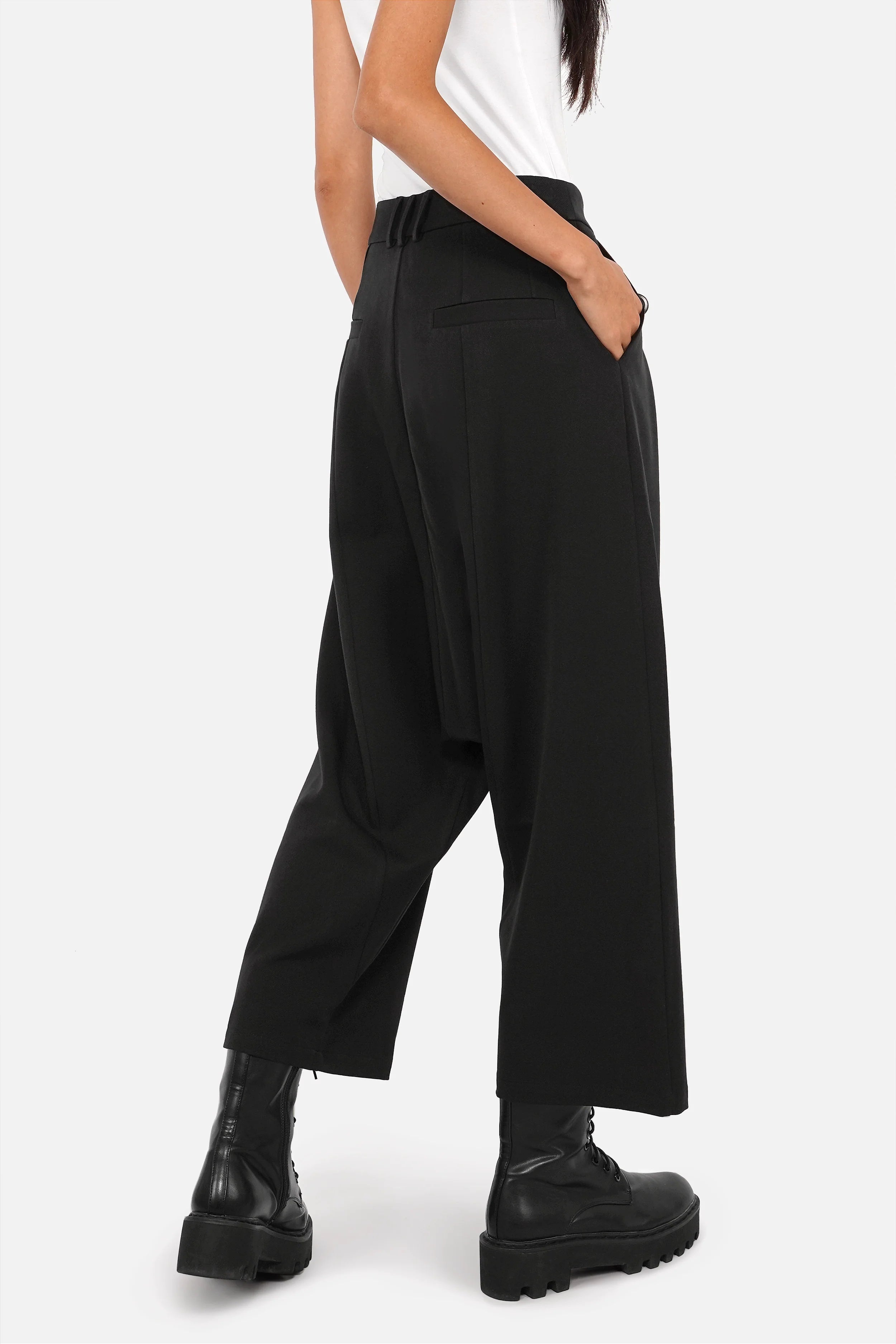 NURY Avantgarde Hose mit tiefem Schritt und breitem Bund in feiner Melange-Optik