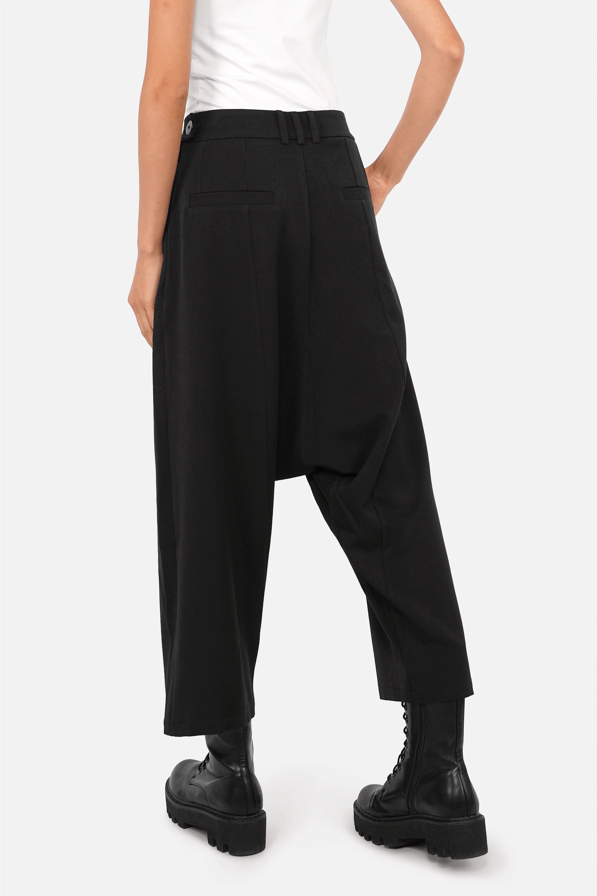 NURY Avantgarde Hose mit tiefem Schritt, breitem Bund und feiner Melange-Optik in Relaxed Fit