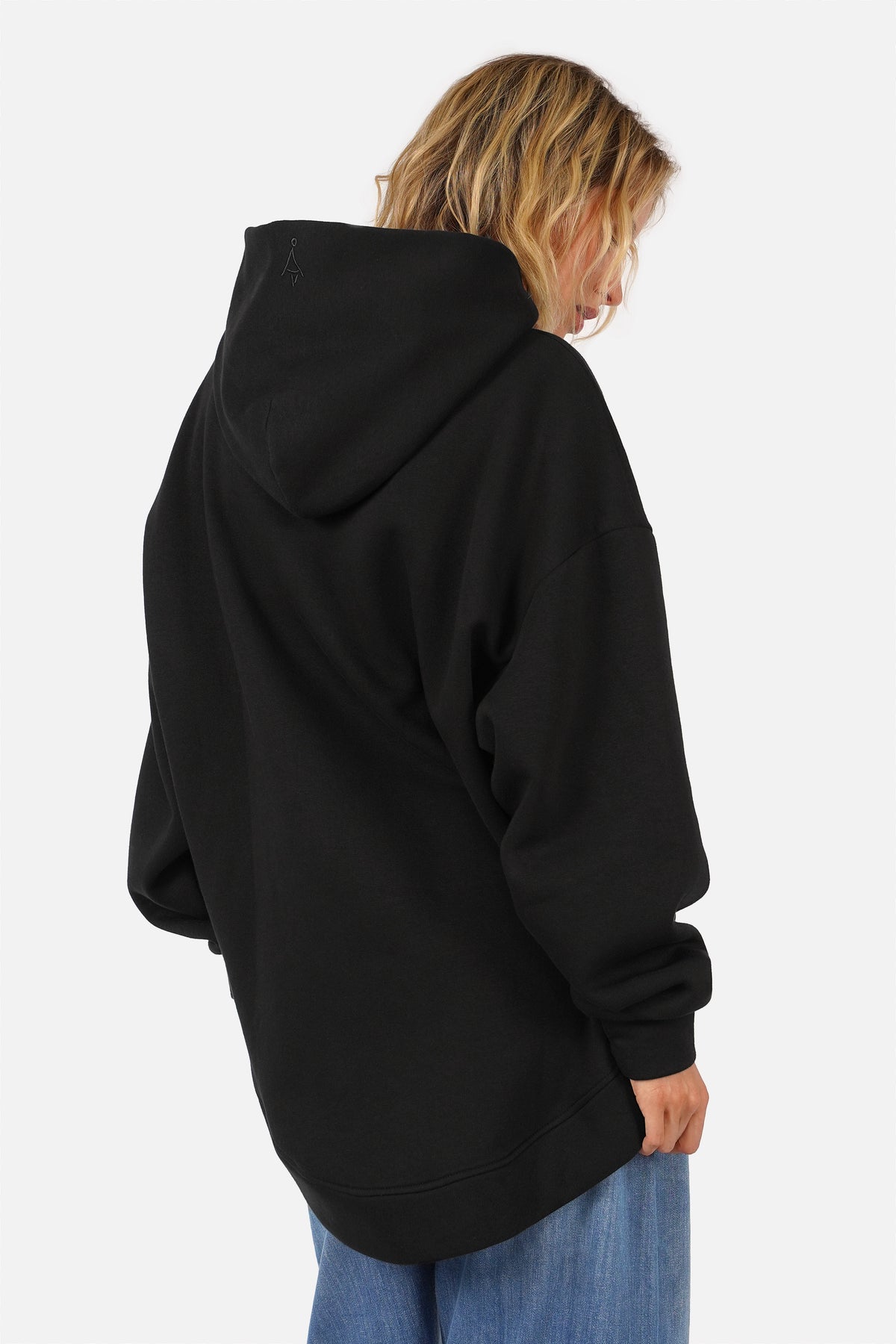 OLYSSA Soft Brushed Relaxed Hoodie in Schwarz