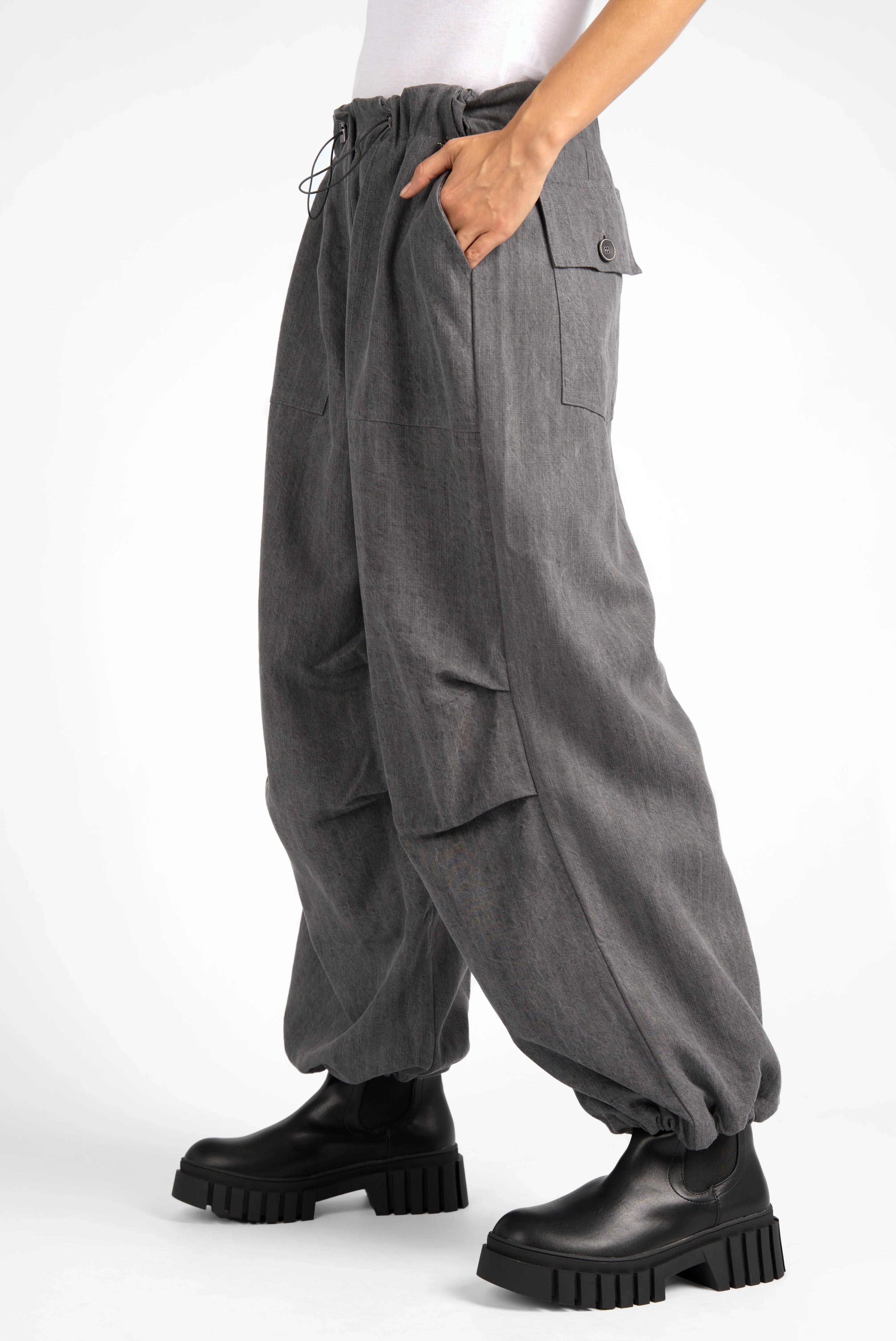 ONIDA Baggy-Cargohose gray loose fit cargo pants with elastic waistband and cuff, large side and back pockets