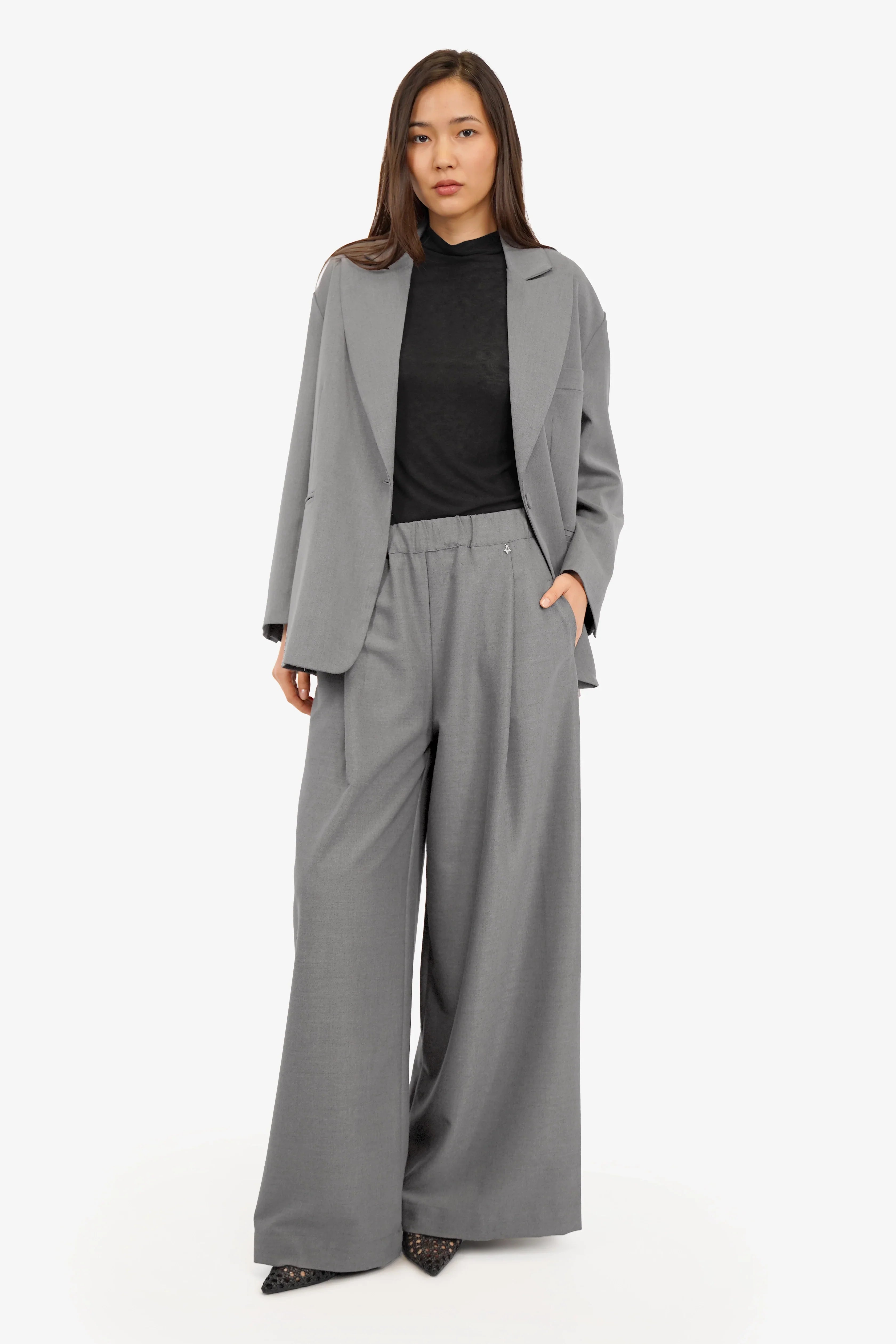 Damen Wide Leg Hose mit elastischem Bund und tiefen Bundfalten aus weich fließendem Material