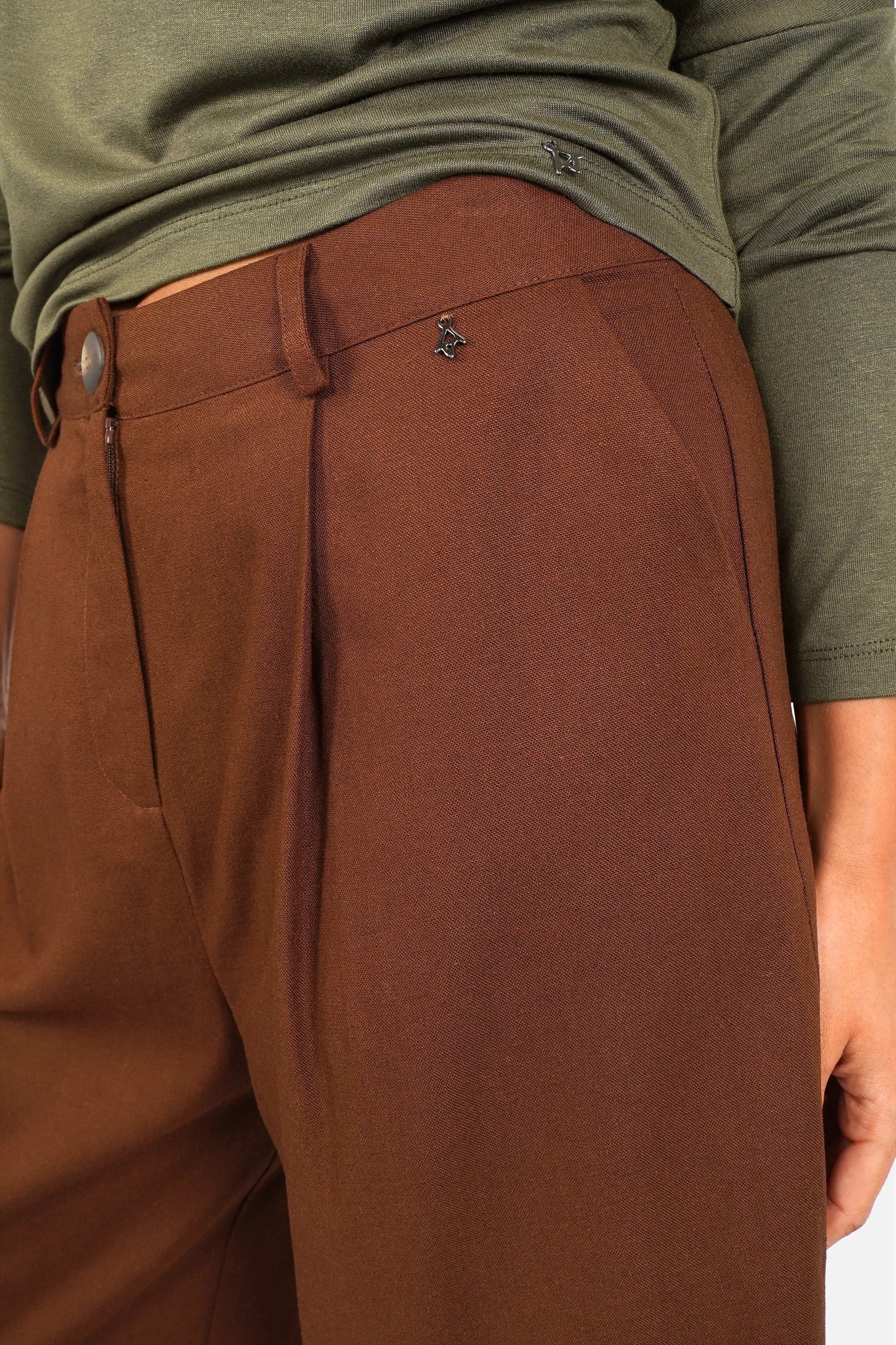 Leichte PEBBY Bermuda-Shorts aus Leinenmix mit weitem Bein und Gürtelschlaufen