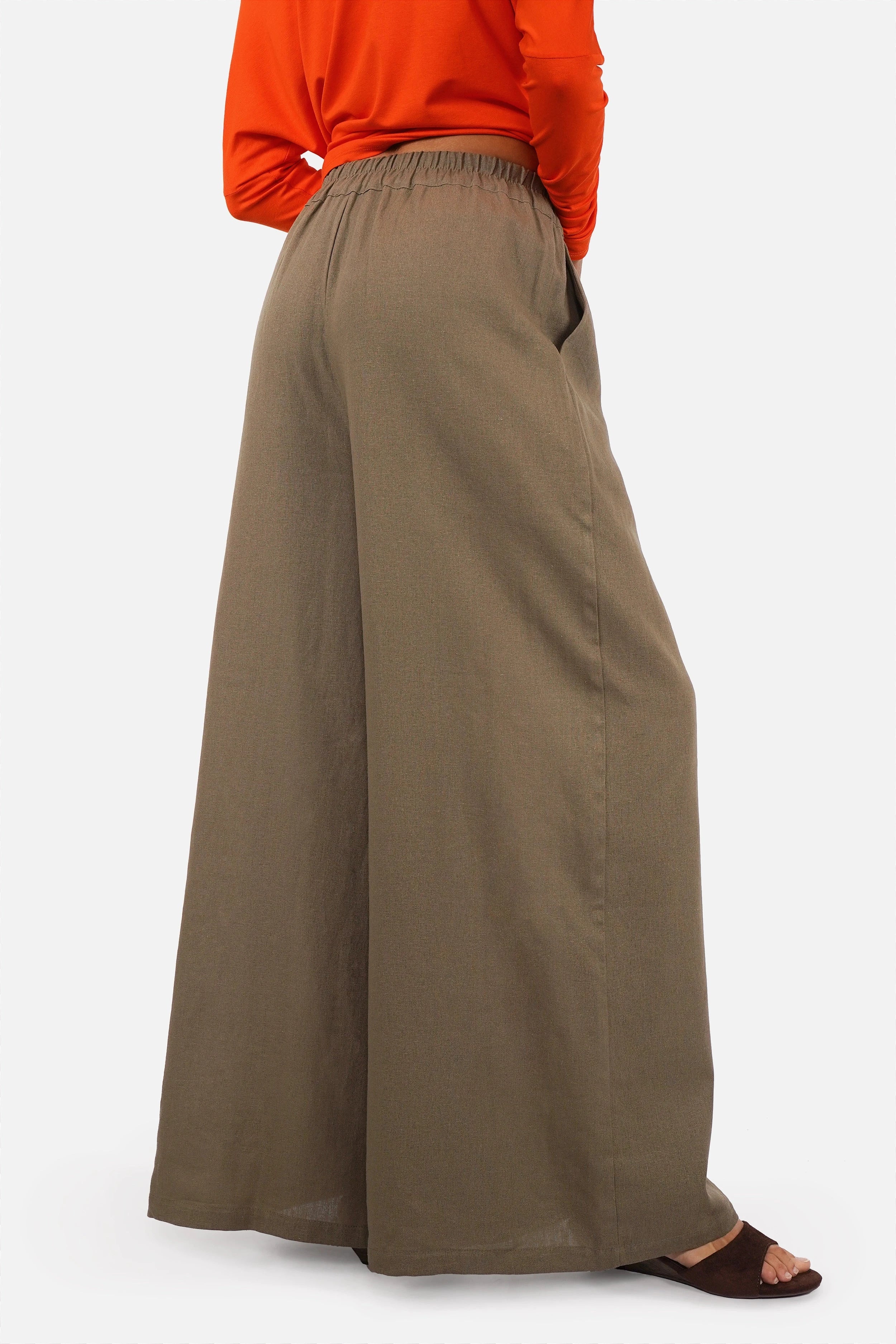 SIANA Wide Leg Hose aus leichtem Leinenmix mit Gummibund und seitlichen Eingriffstaschen