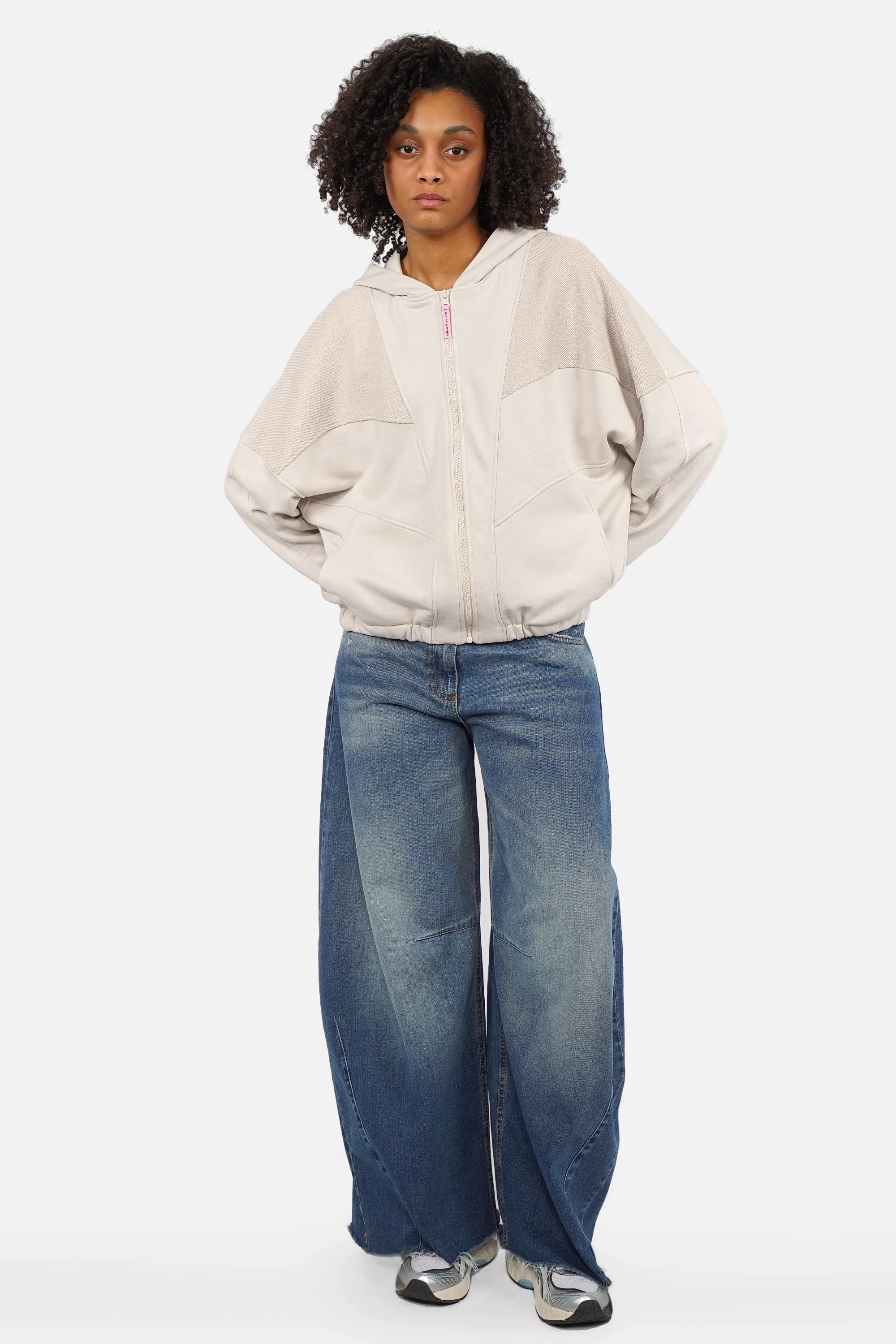 Oversized Zip-Hoodie mit Panel-Optik, Kapuze und pinkem KULTFRAU Logo-Zipper