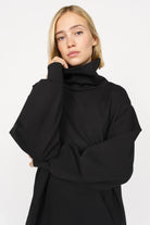 SYNNI Känguru-Tasche black dress with high collar and relaxed fit in viscose jersey