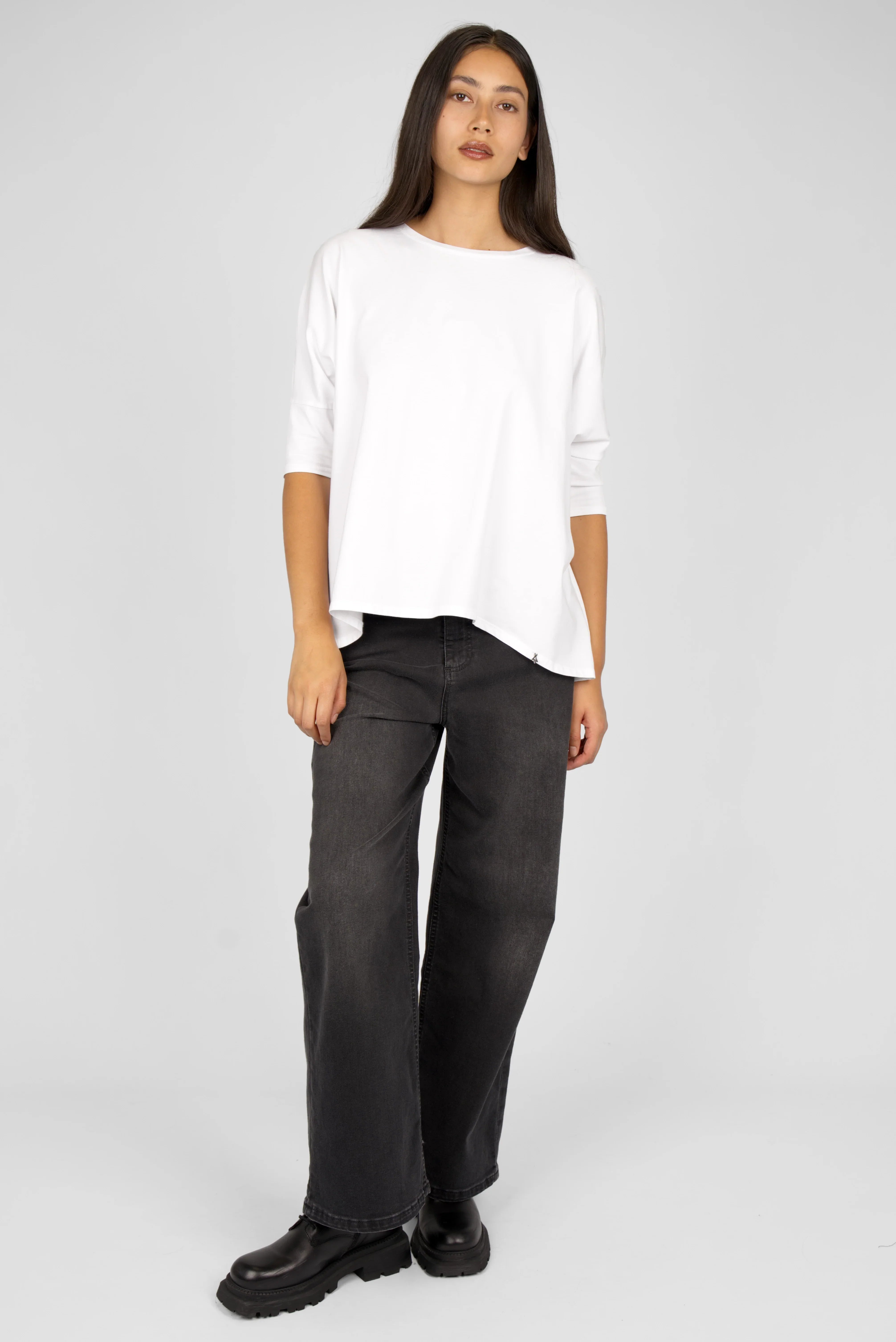 TAMI.K Blusenshirt weiß locker fallendes Baumwollshirt in Kastenform mit Rundhals und relaxed Schnitt