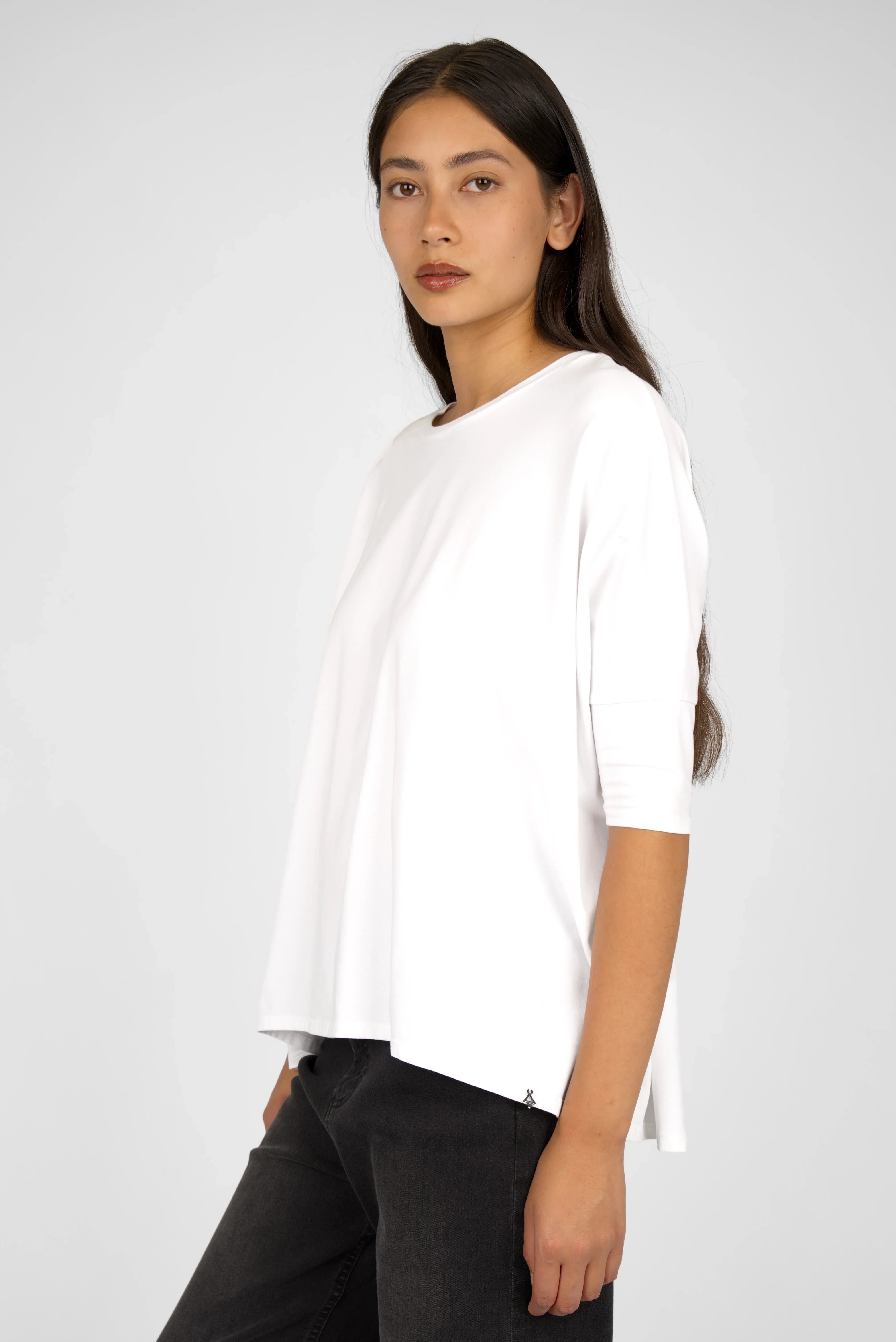 TAMI.K Blusenshirt weiß locker fallendes Damen Shirt mit Rundhals und weitem Kastenform-Schnitt