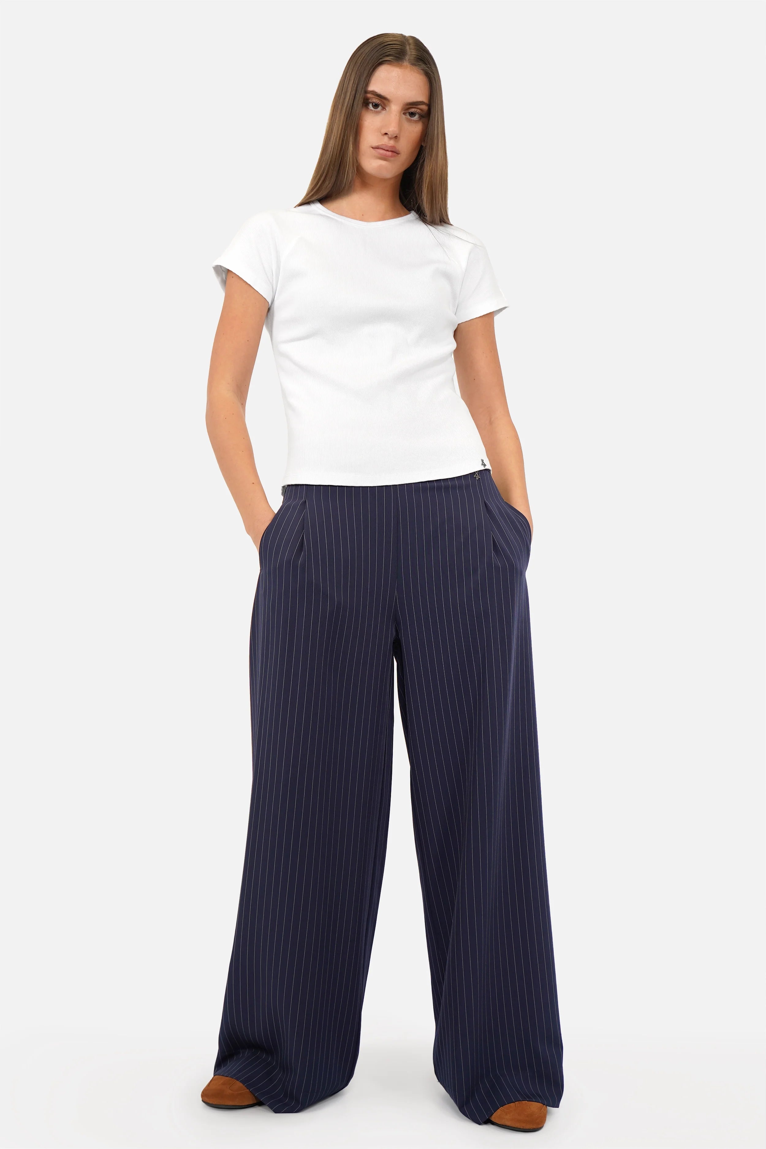 TASYA Geripptes Shirt slim fit mit Rundhalsausschnitt und Ziernähten aus softem Ripp-Jersey