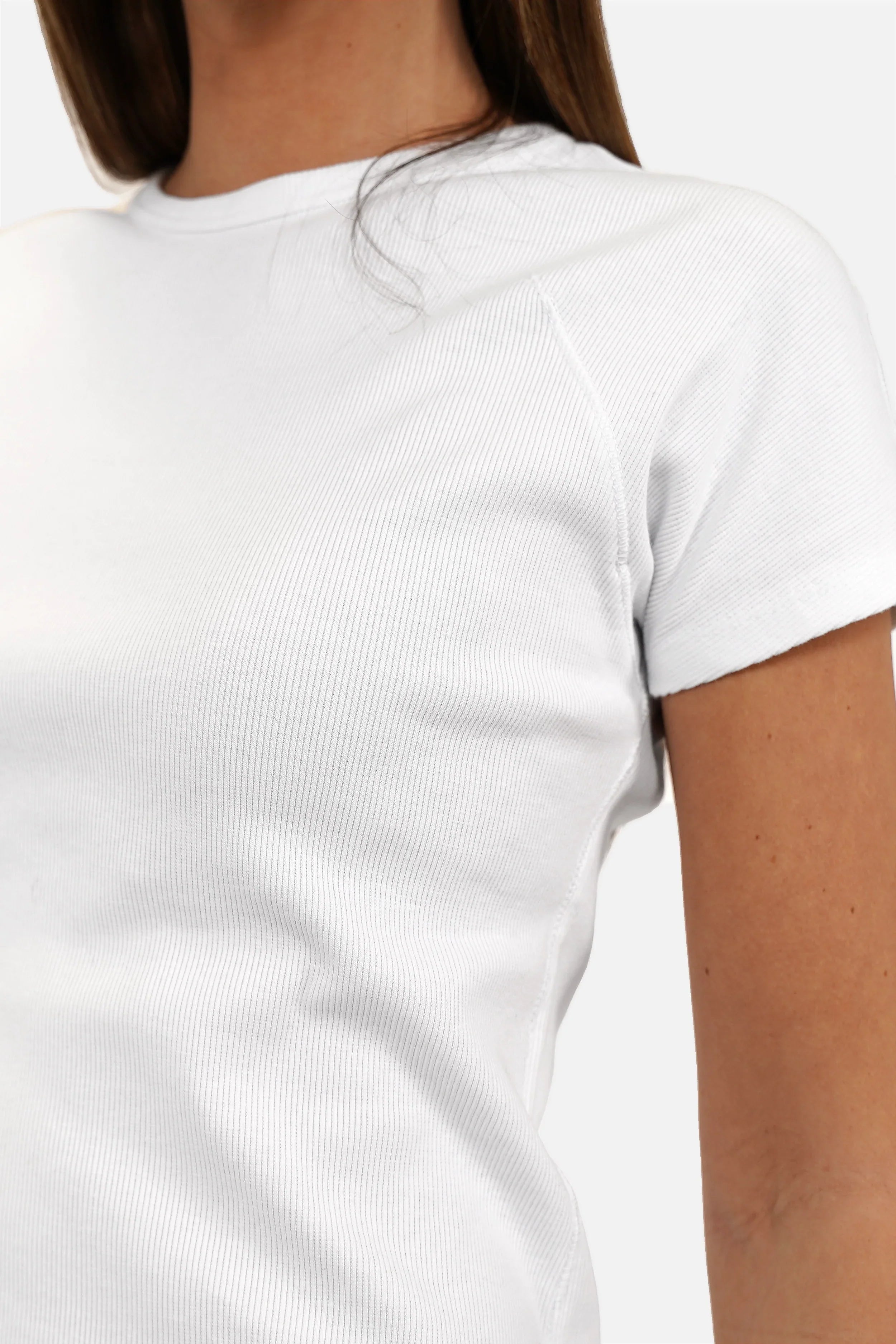 TASYA Geripptes Shirt Slim Fit mit Rundhalsausschnitt und Ziernähten aus feinem Ripp-Jersey