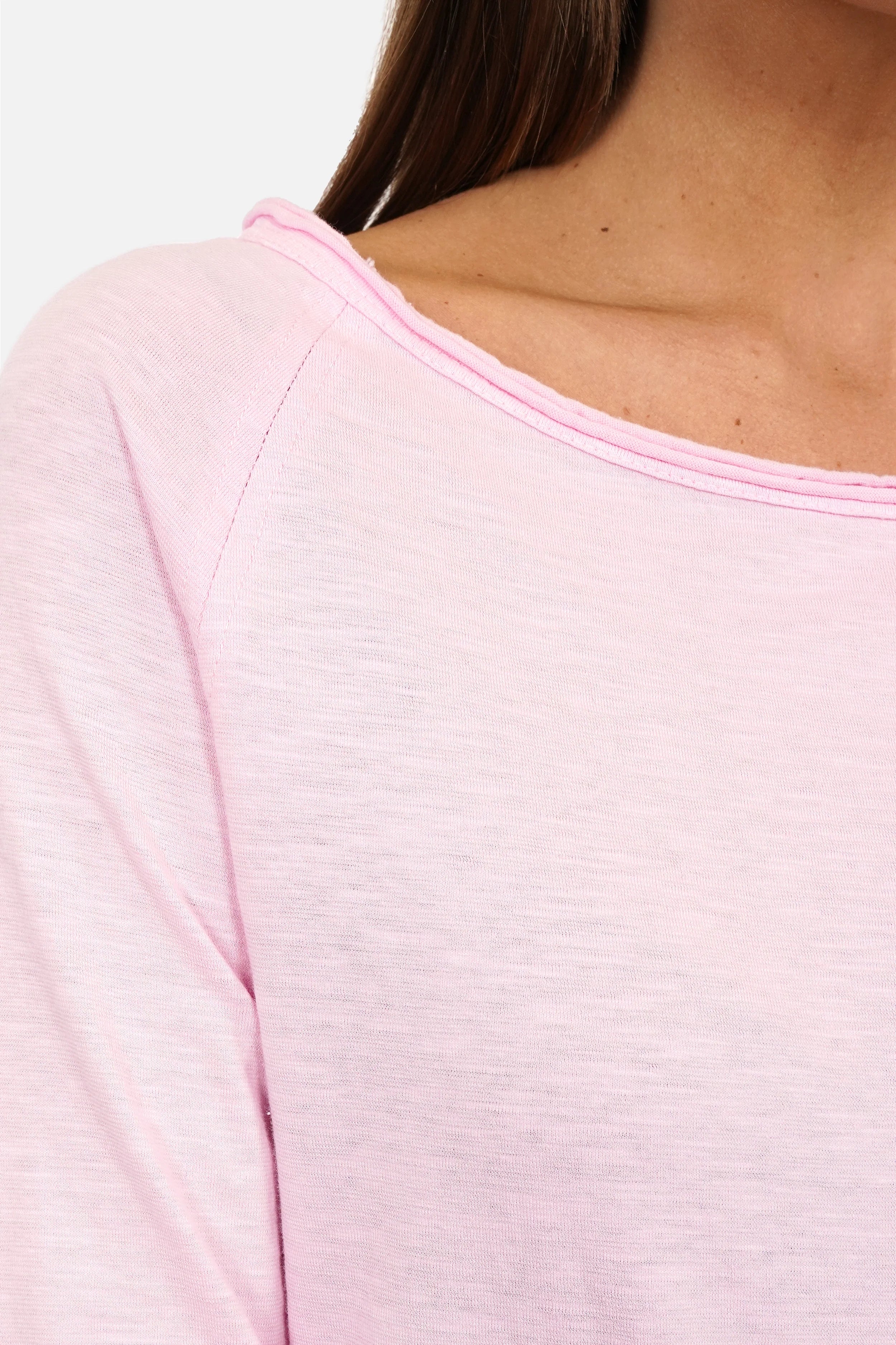 TEHI Longsleeve aus Fiammato-Baumwolle mit Rundhalsausschnitt und extralangen Raglanärmeln, Regular Fit