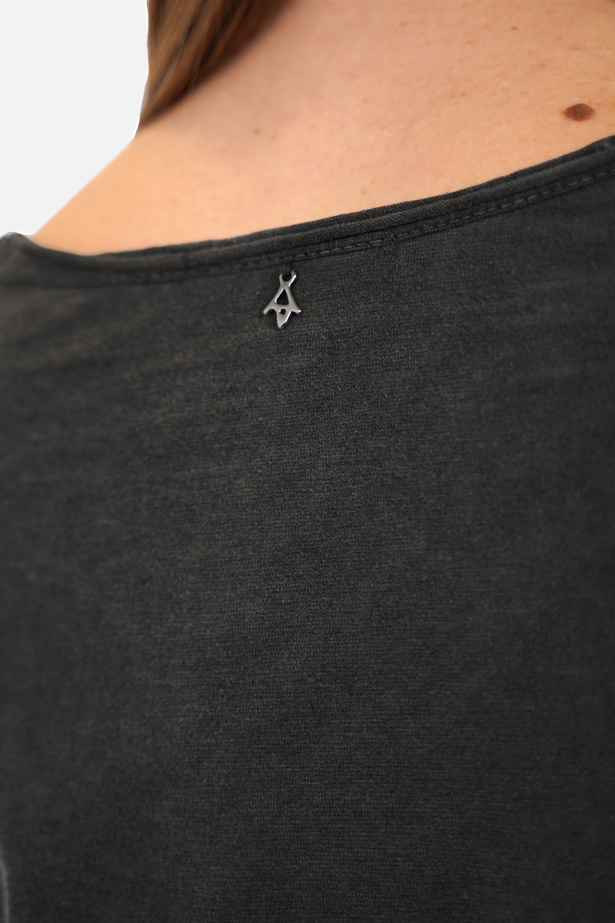 TEHI Longsleeve aus Fiammato-Baumwolle mit Rundhalsausschnitt und extralangen Raglanärmeln in Regular Fit