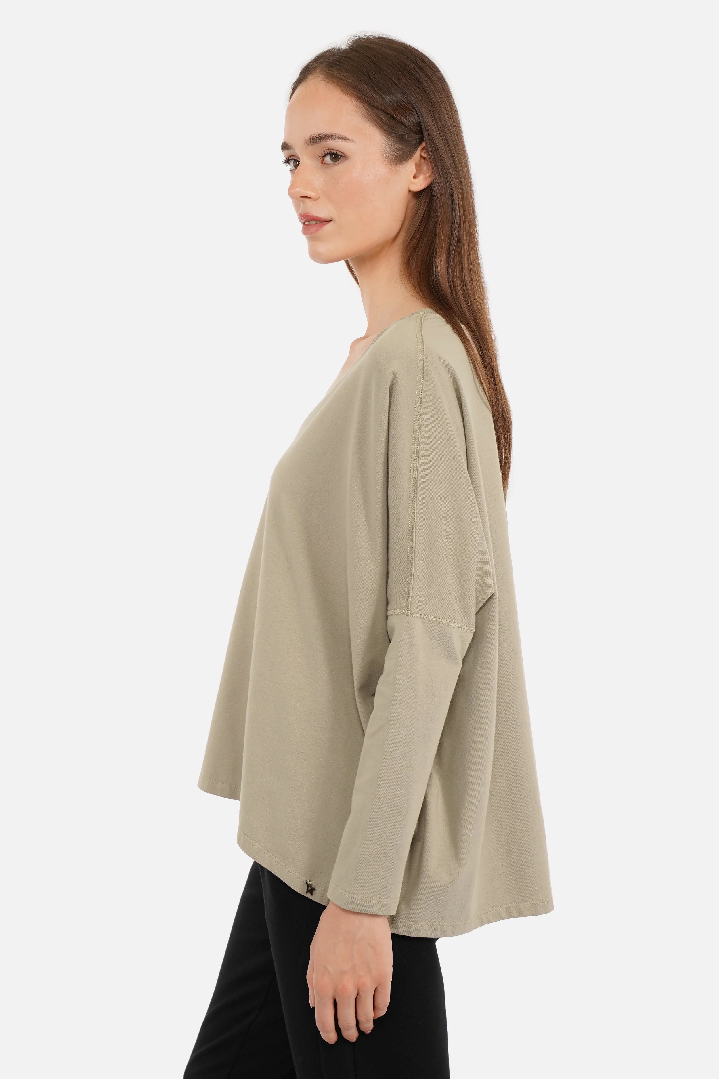 TIDA Blusenshirt Langarm aus hochwertiger Baumwolle mit V-Ausschnitt und weiten Kastenform in relaxed Fit