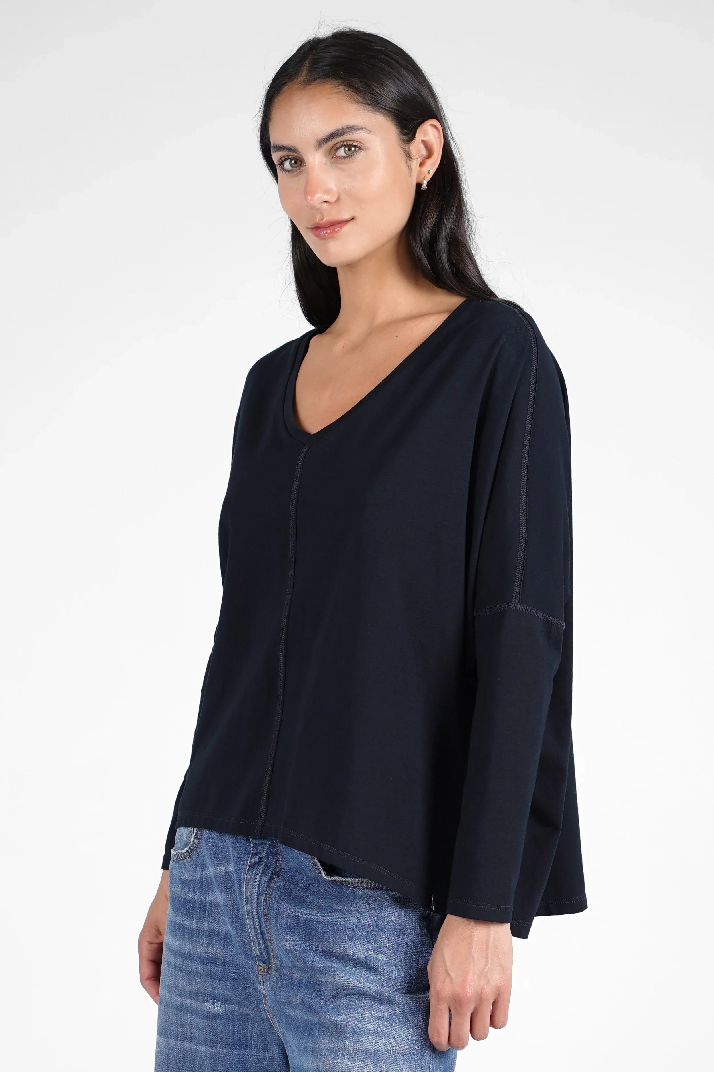 TIDA Blusenshirt Langarmshirt in weiter Kastenform mit V-Ausschnitt aus hochwertiger Baumwolle in Dunkelblau