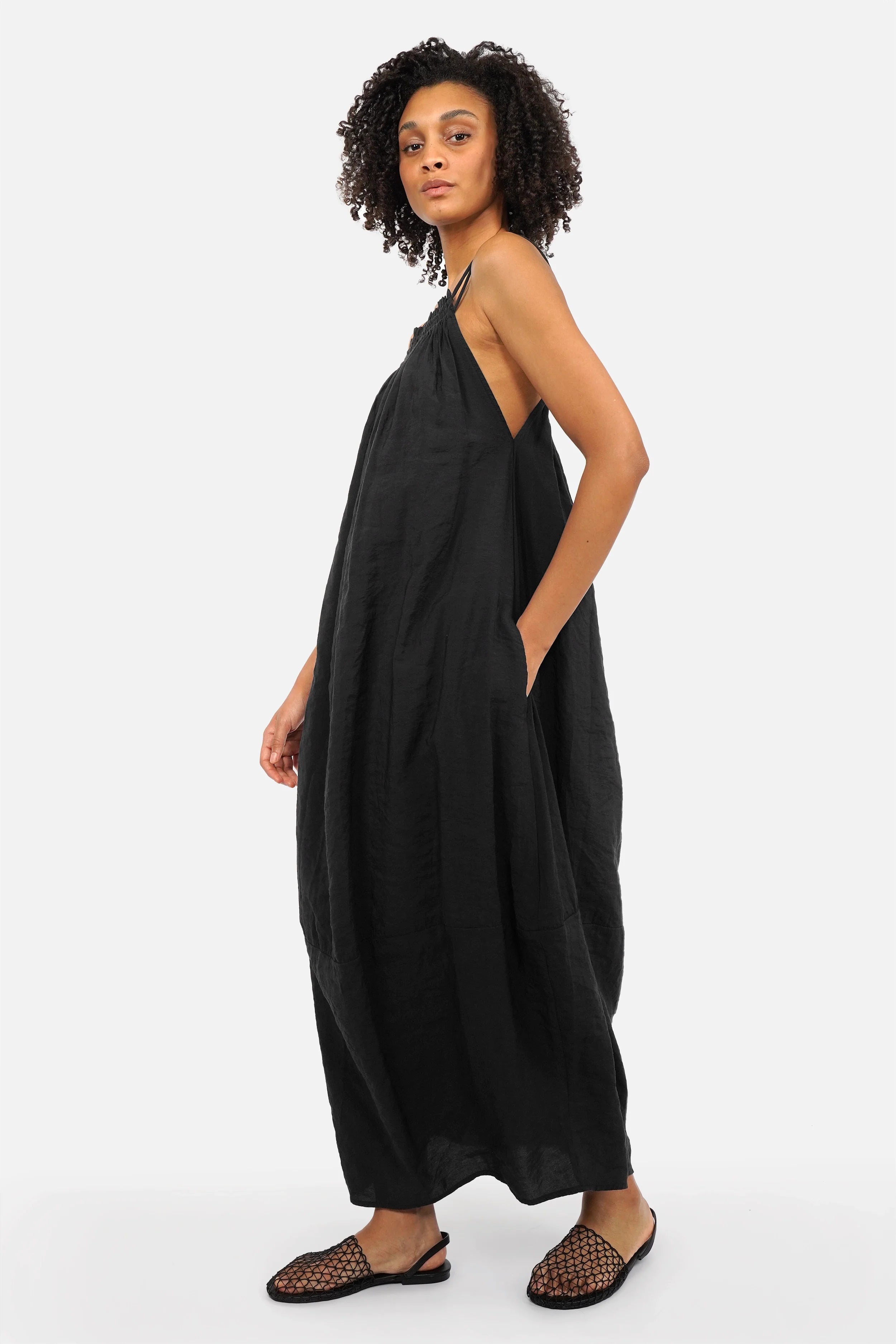 Leichtes TULIP Maxikleid aus Modal mit Raffung, Spaghettiträgern und seitlichen Taschen