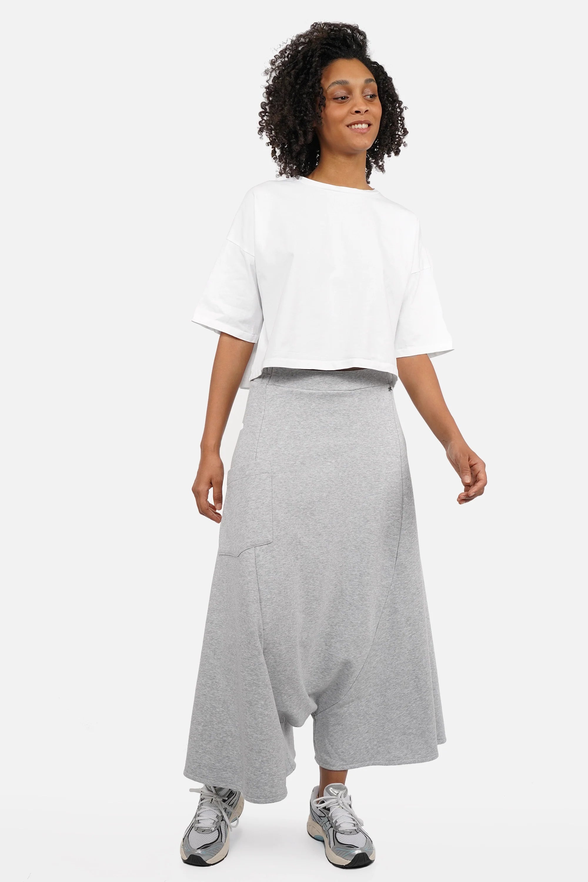 VISLA Hosenrock aus Sweat mit weiter Passform und asymmetrischer Tasche