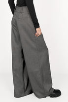 RYONI Marlene-Hose wide-leg high-waist gray trousers with scalloped waistband and side pockets