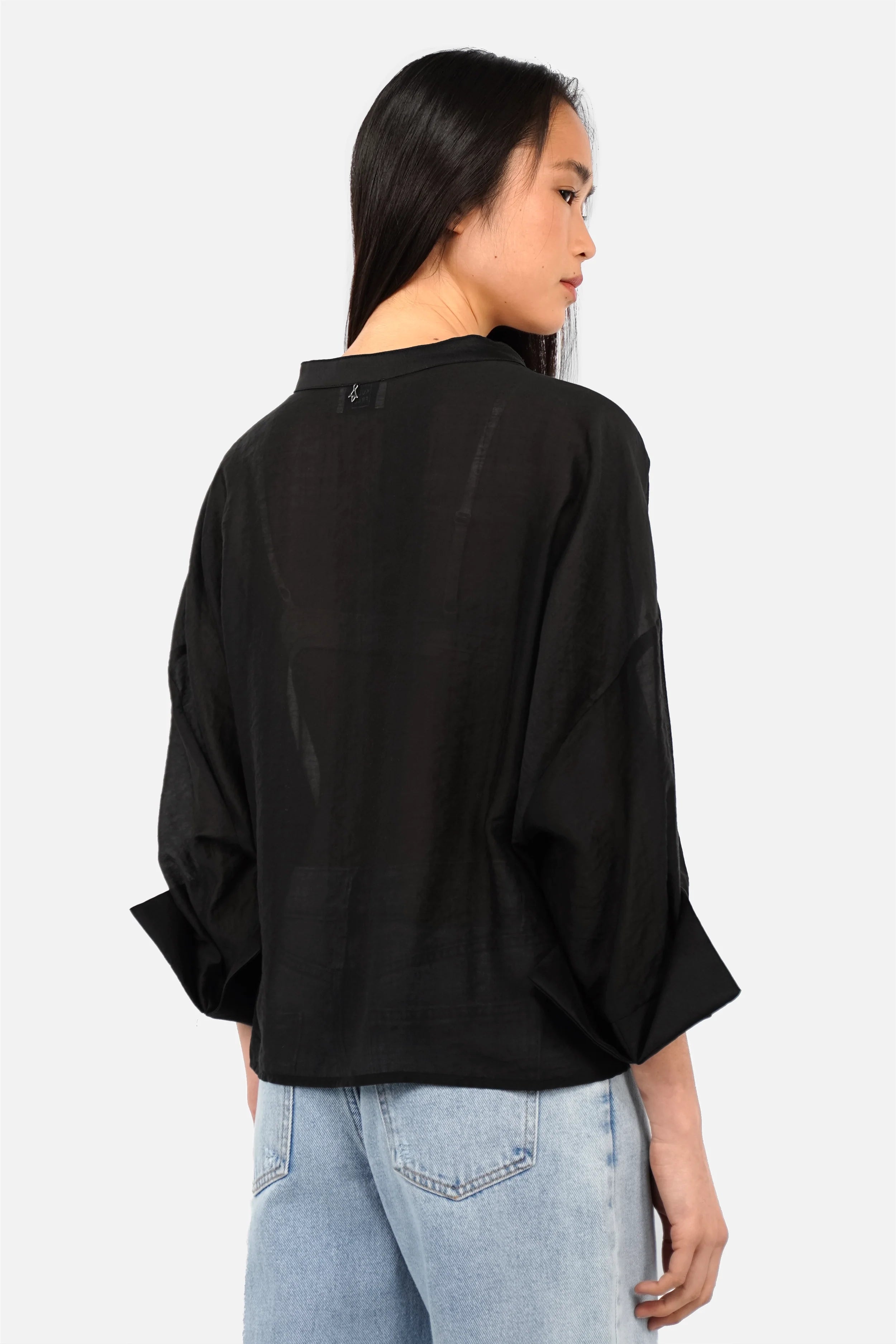 ADALYN Semitransparente Bluse leichte, halbtransparente Bluse mit V-Ausschnitt und Stehkragen in Relaxed Fit