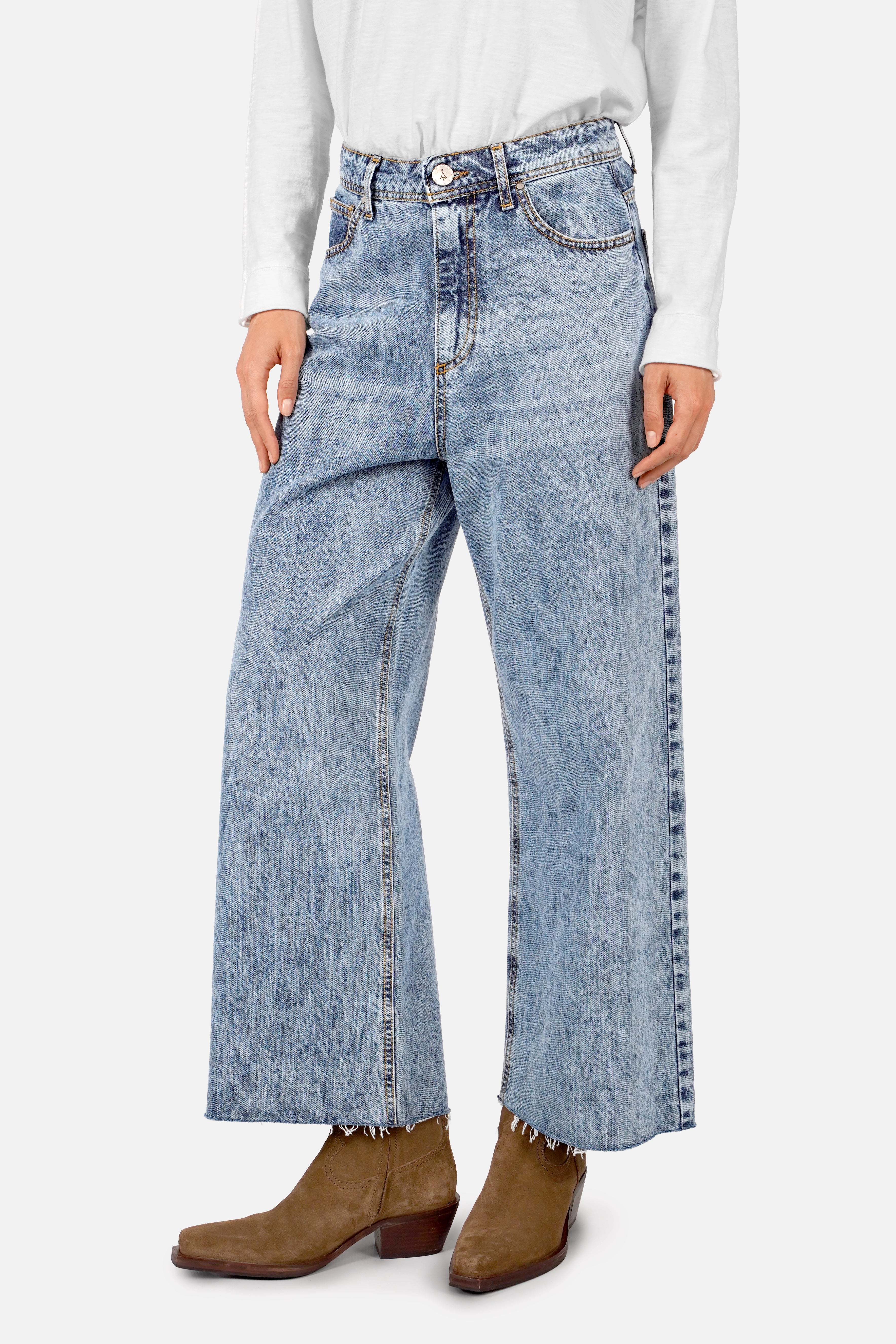 AENYA Ankle Straight Jeans mit offenem Saum