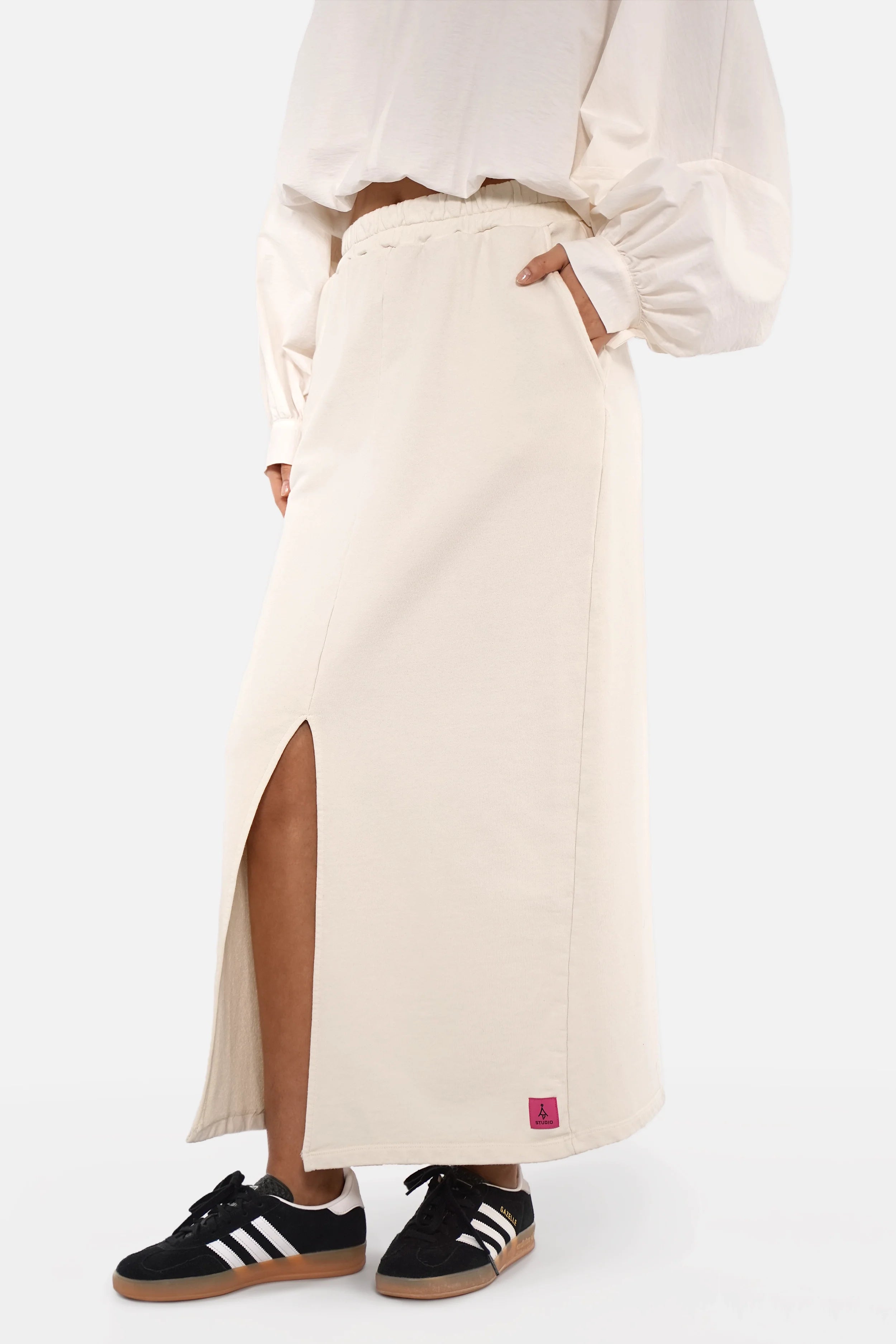 Alemene Sweatrock midi cotton skirt with elastic waistband and pink logo patch