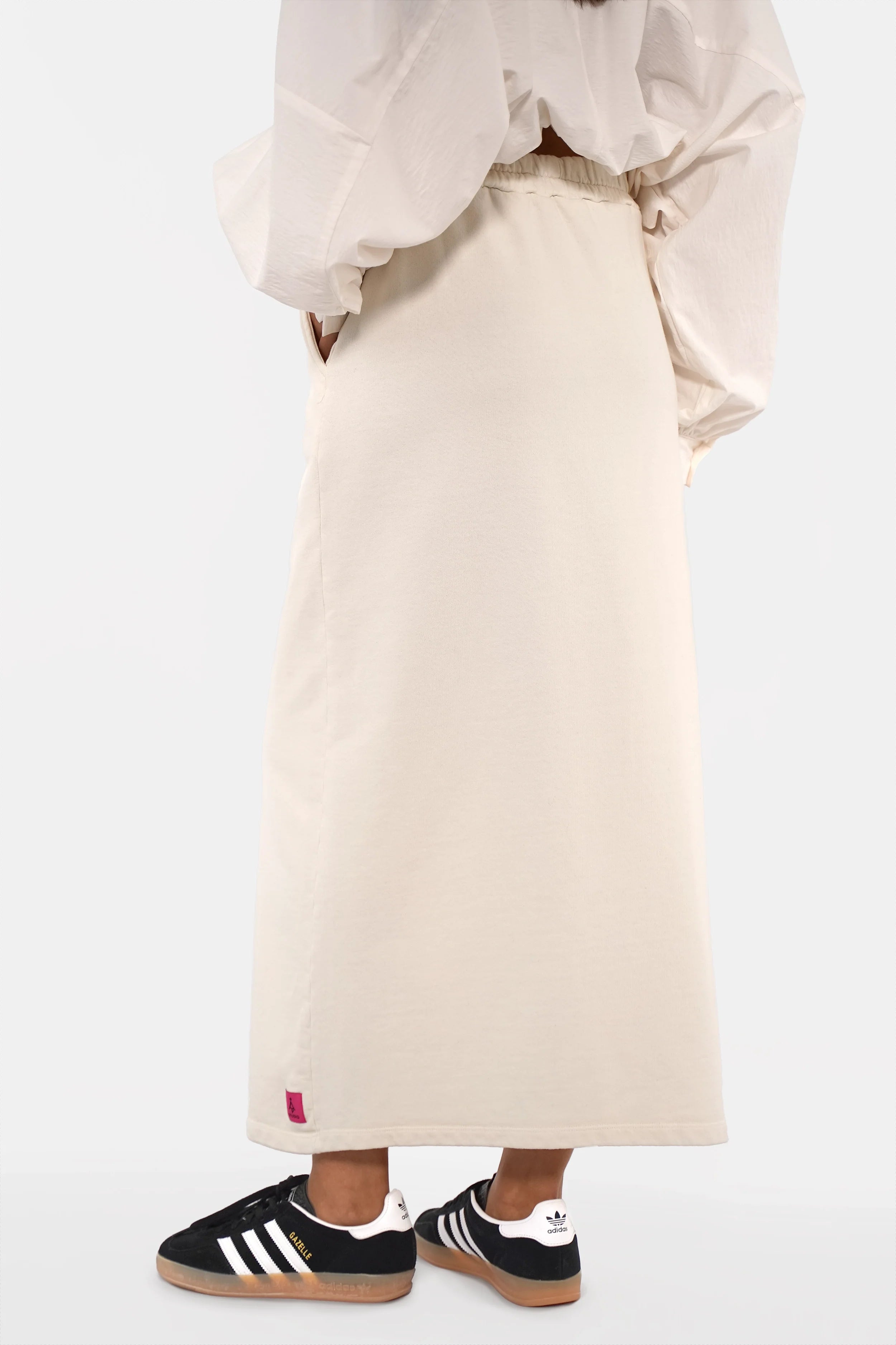 Alemene Sweatrock midi cotton skirt with elastic waistband and side pockets in regular fit