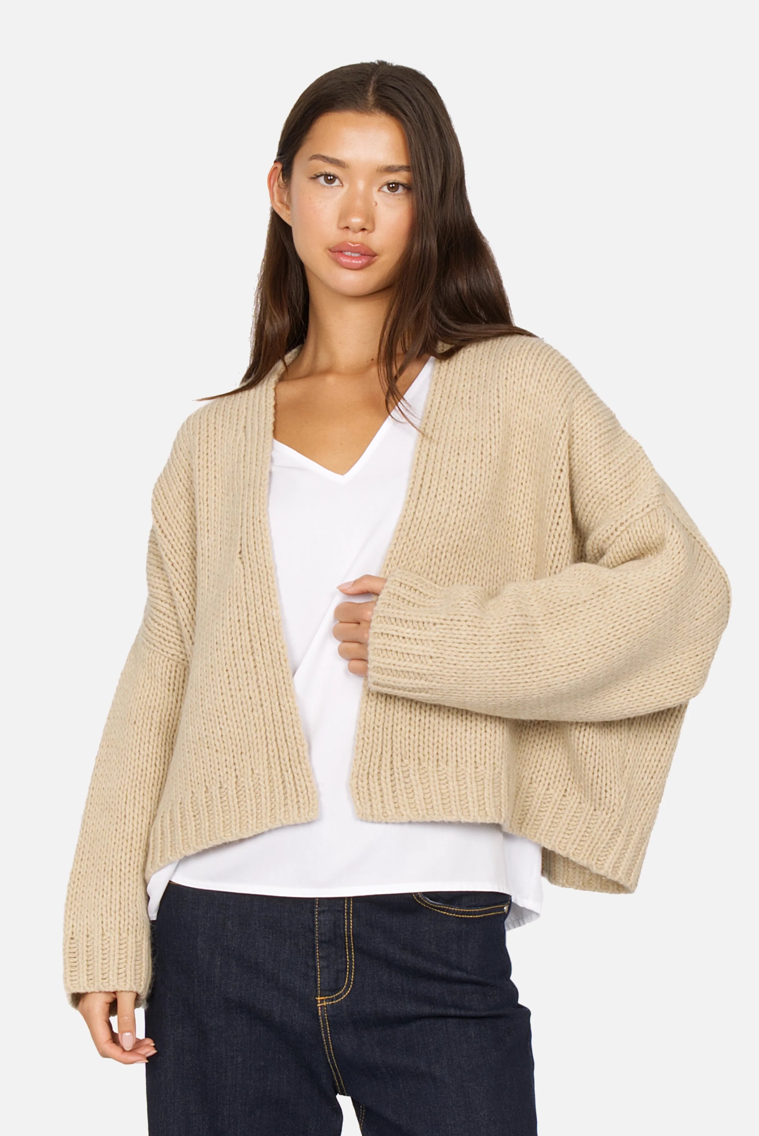 ALIXA Cropped Strickcardigan mit Oversize-Fit und Schalkragen aus weichem Woll-Mix