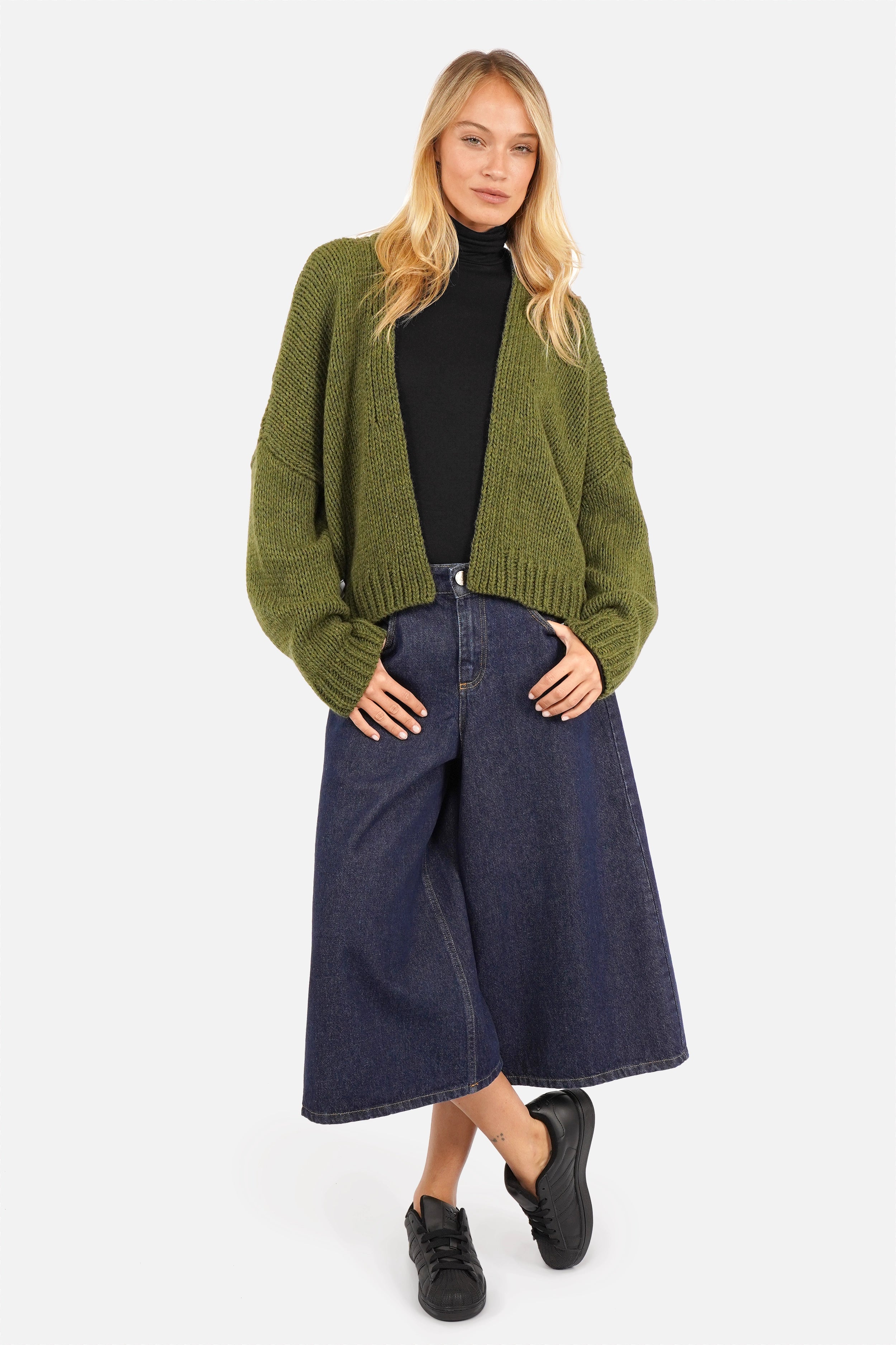 ALIXA Cropped Strickcardigan